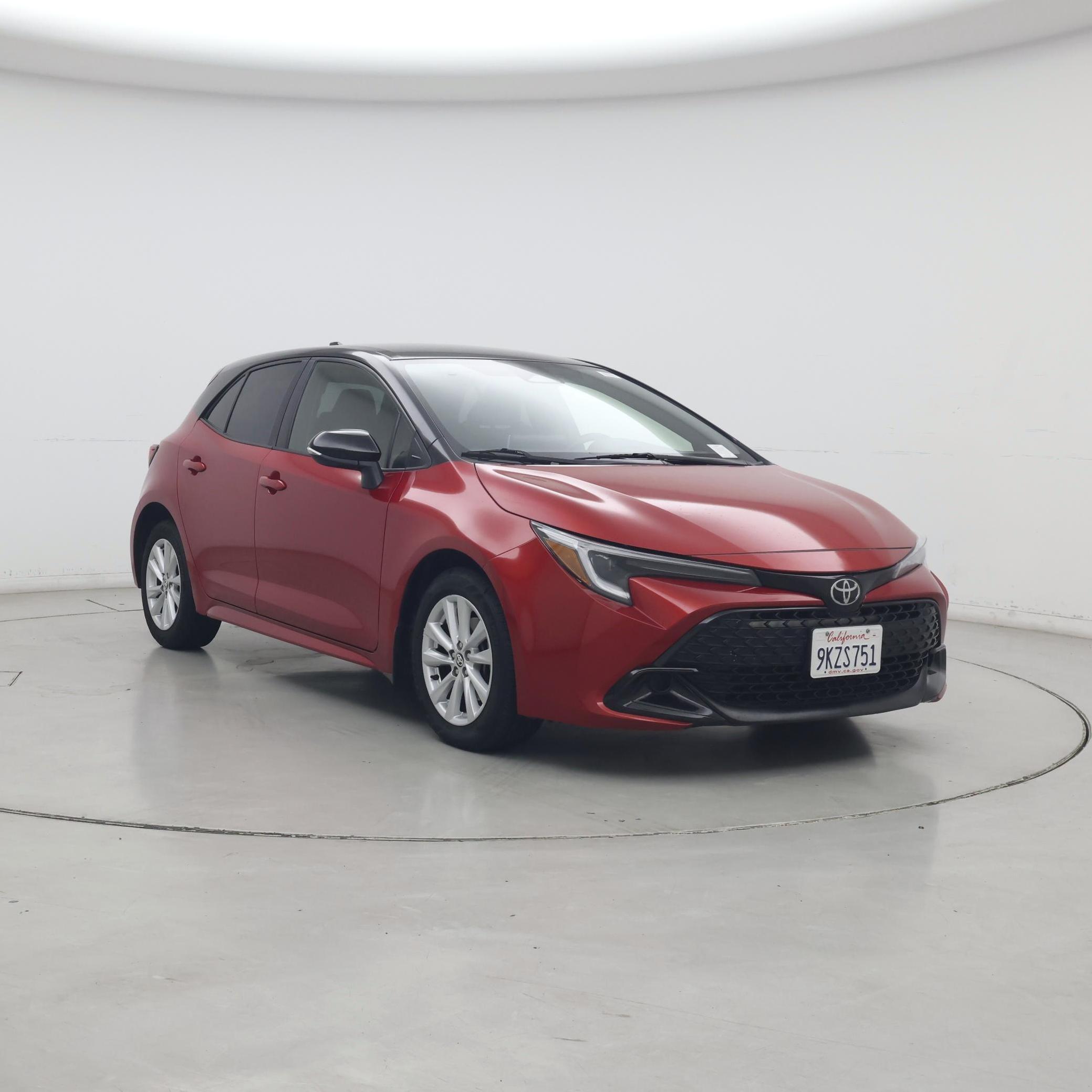 Red 2023 Toyota Corolla Hatchback SE FWD Hatchback Front-Wheel Drive Automatic
