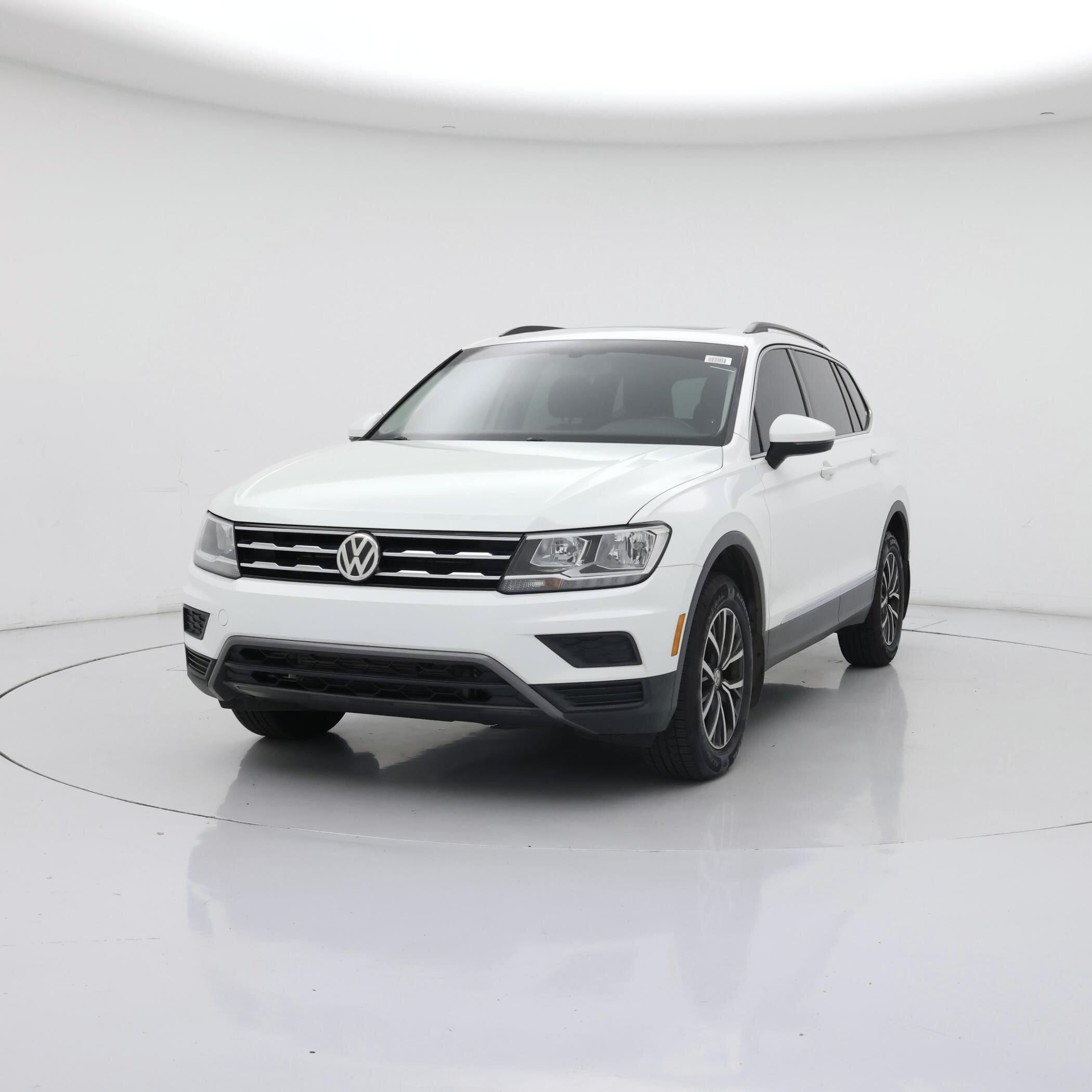 Thumbnail: 2020 Volkswagen Tiguan - 4
