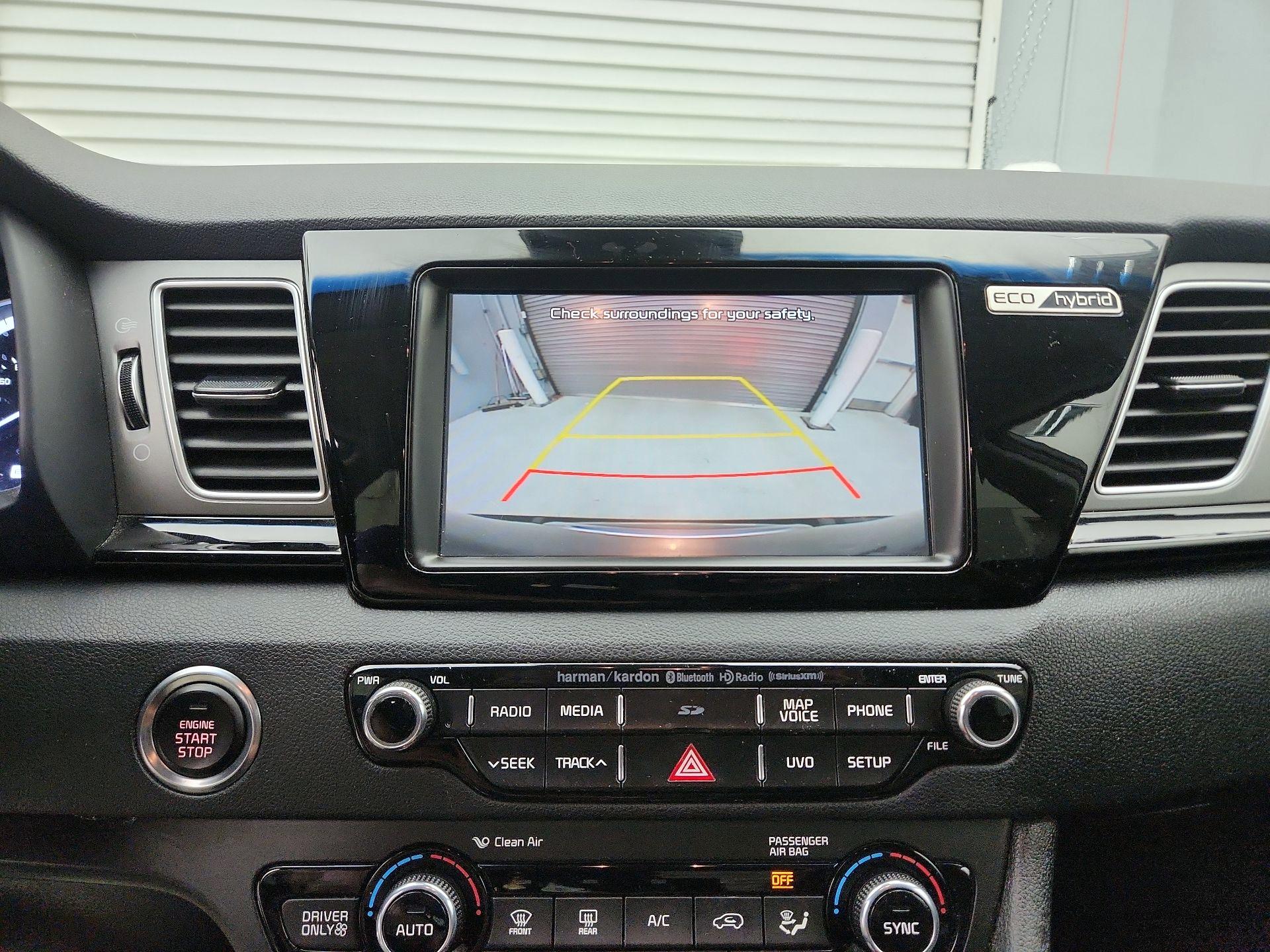 Thumbnail: 2017 Kia Niro - 15