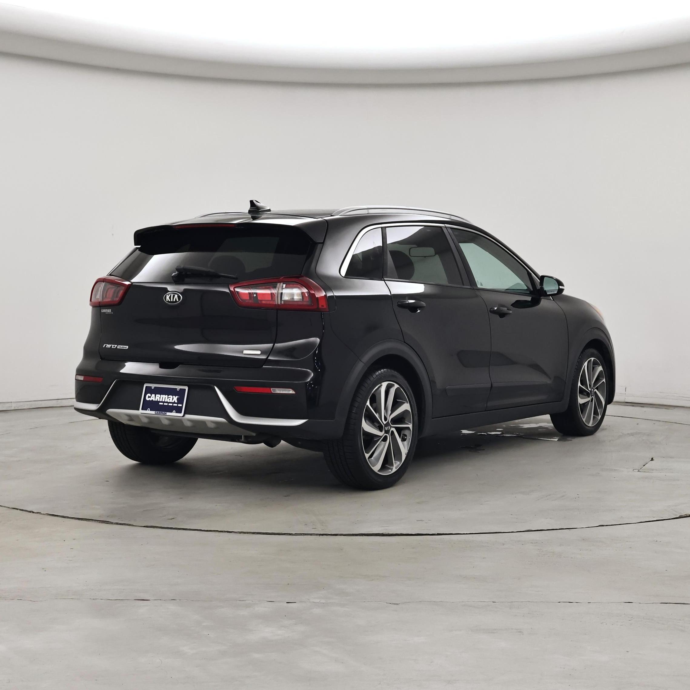 Thumbnail: 2017 Kia Niro - 8