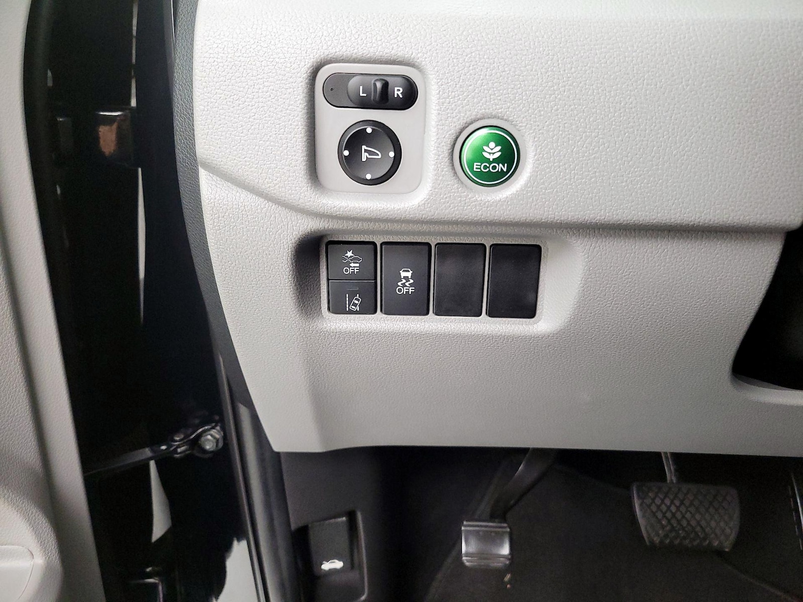 2020 Honda Pilot EX - Photo 14