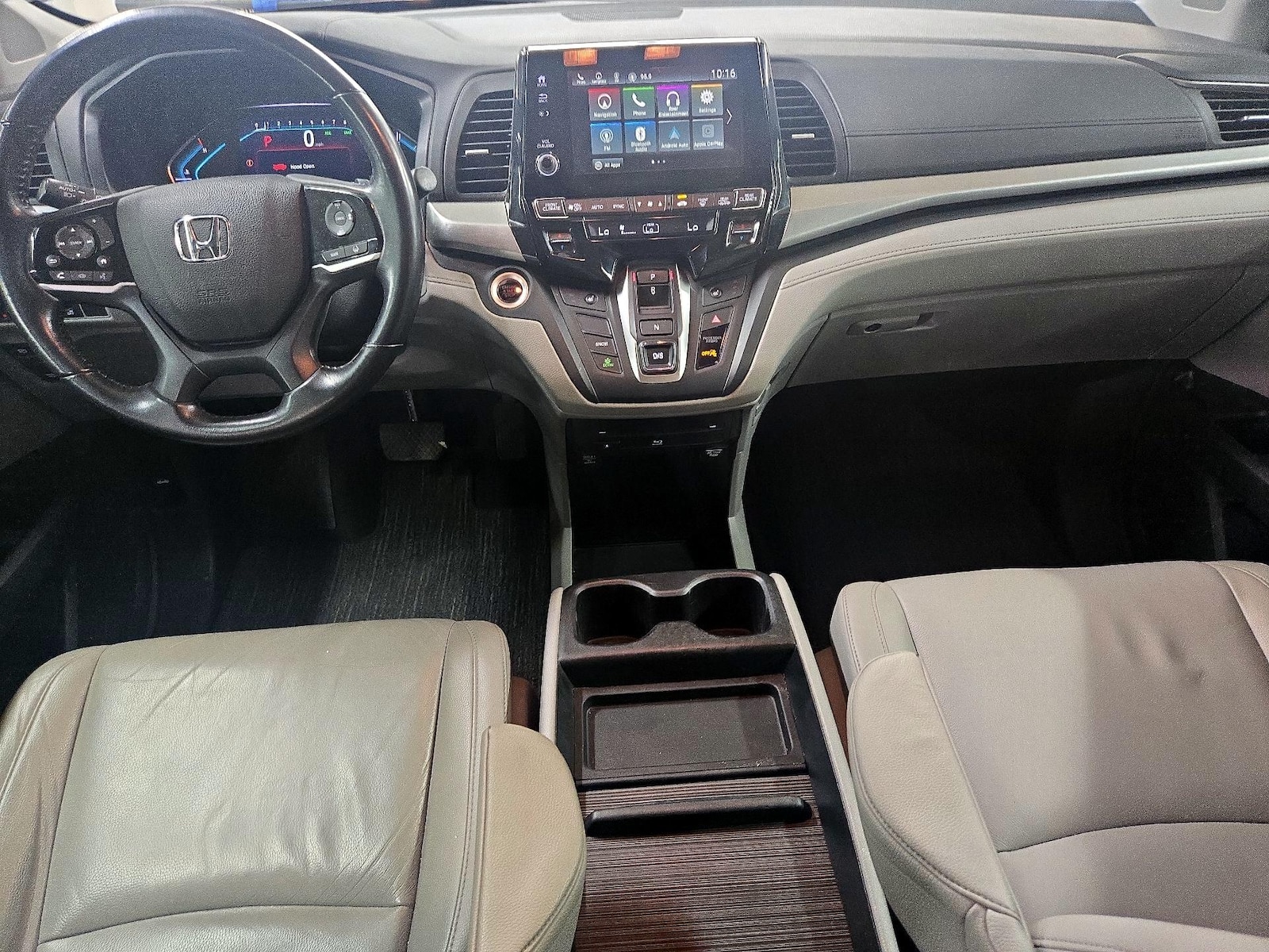 Apple CarPlay® & Android Auto™
