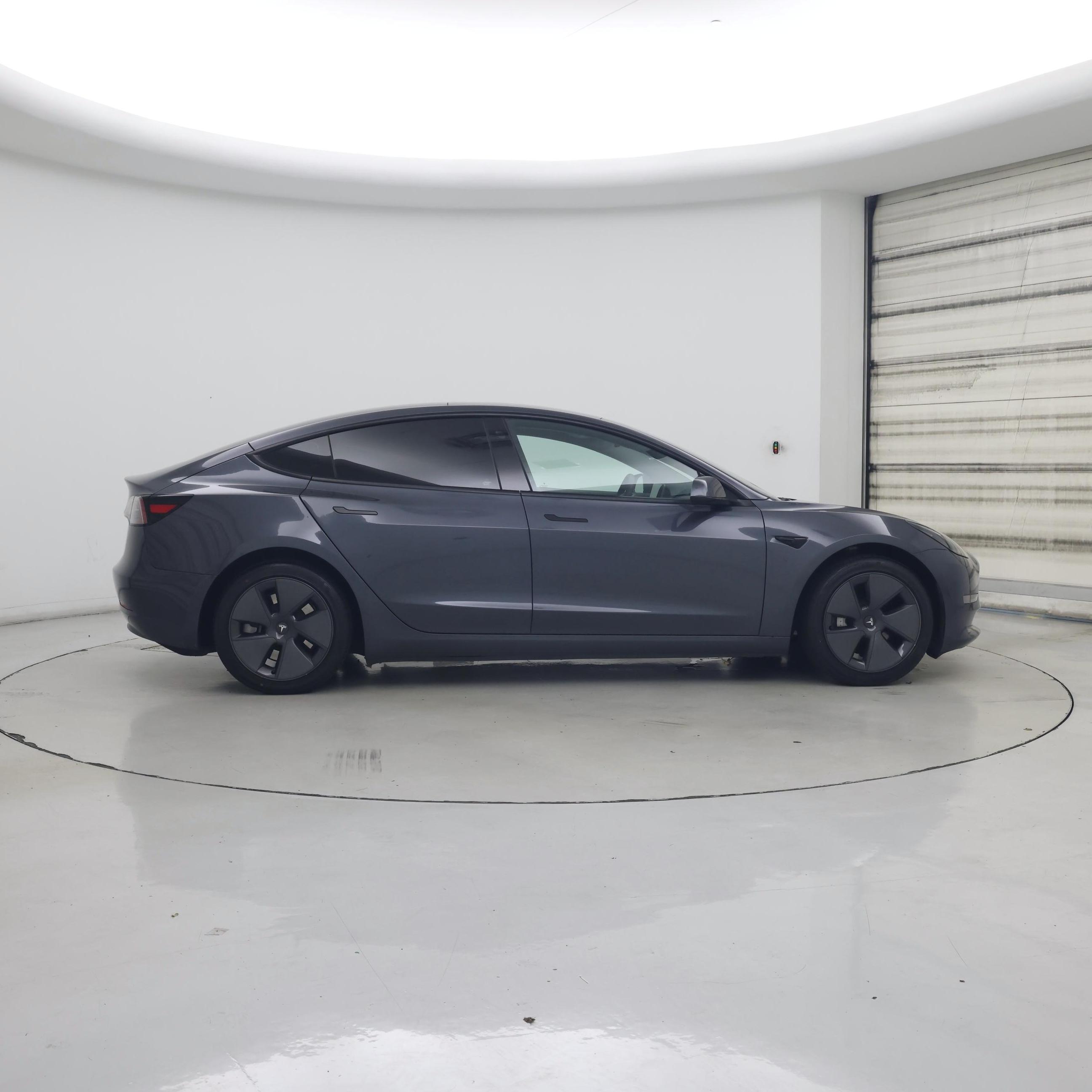 Thumbnail: 2023 Tesla Model 3 - 7
