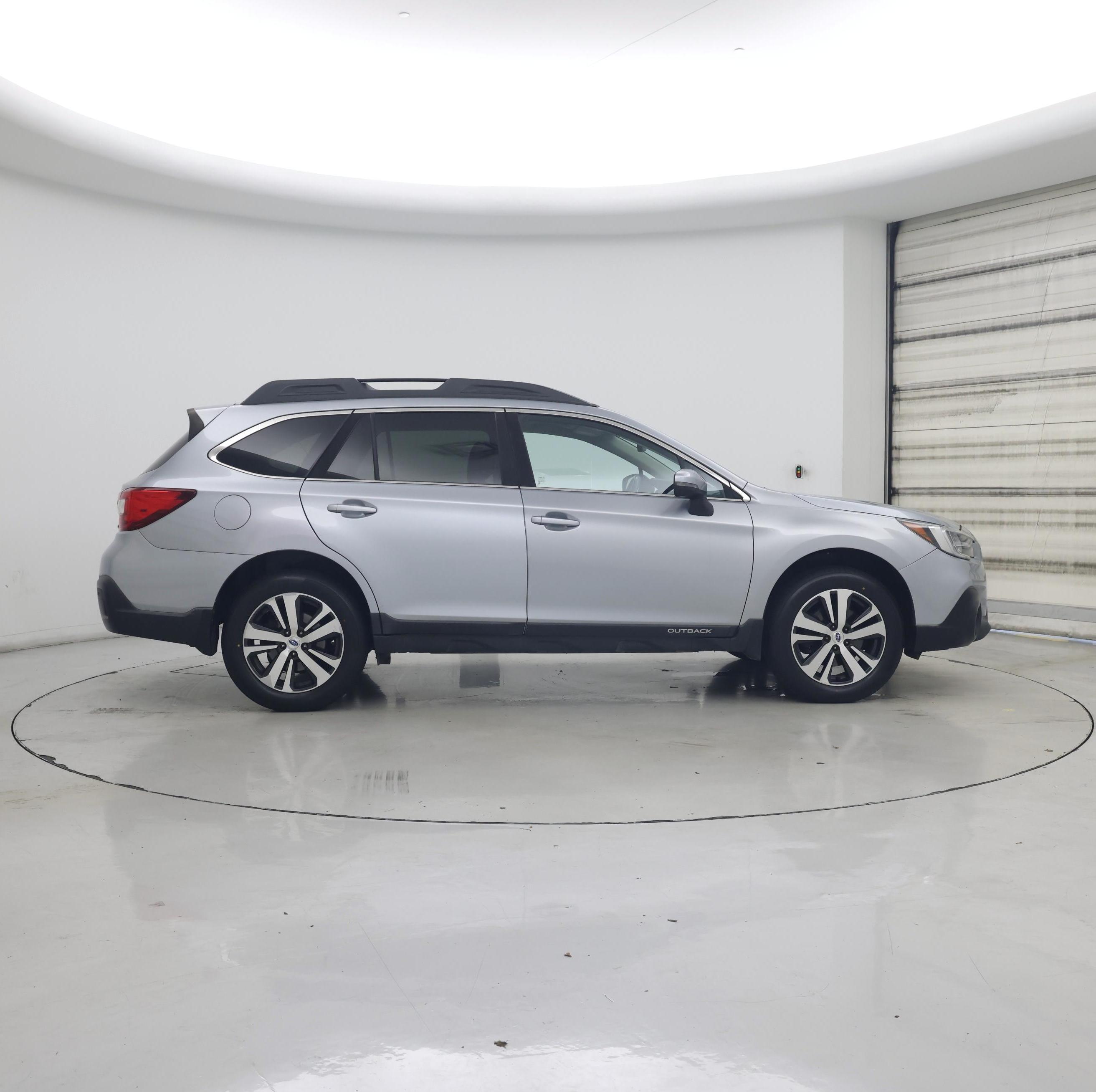 Thumbnail: 2018 Subaru Outback - 7