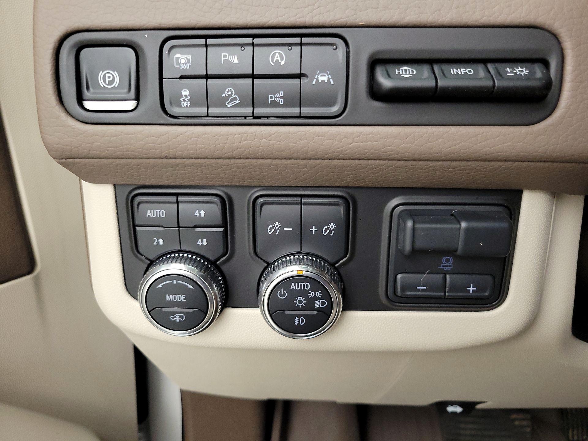 Thumbnail: 2024 GMC Yukon - 13