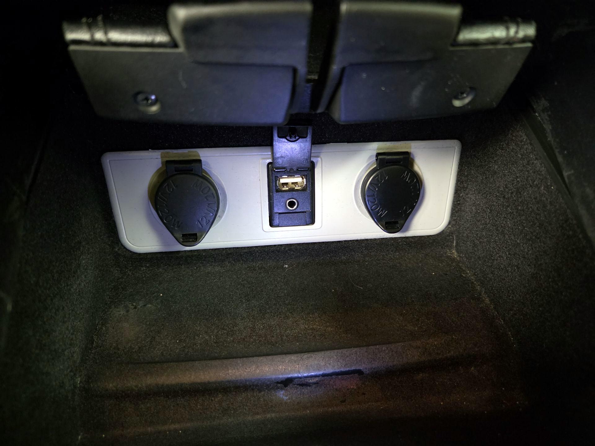 Thumbnail: 2016 Toyota Avalon - 18