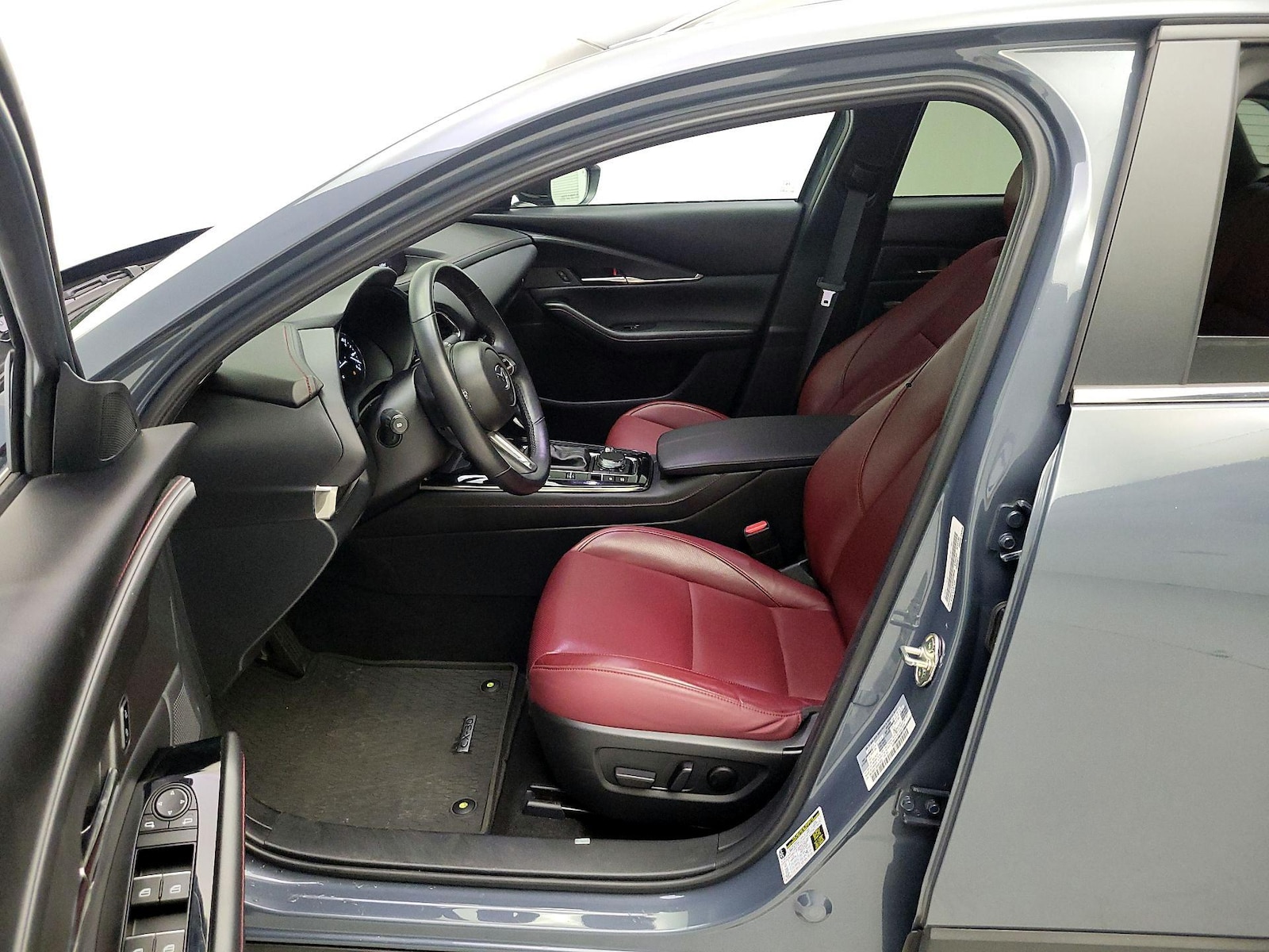 2022 Mazda CX-30 Carbon Edition - Photo 12