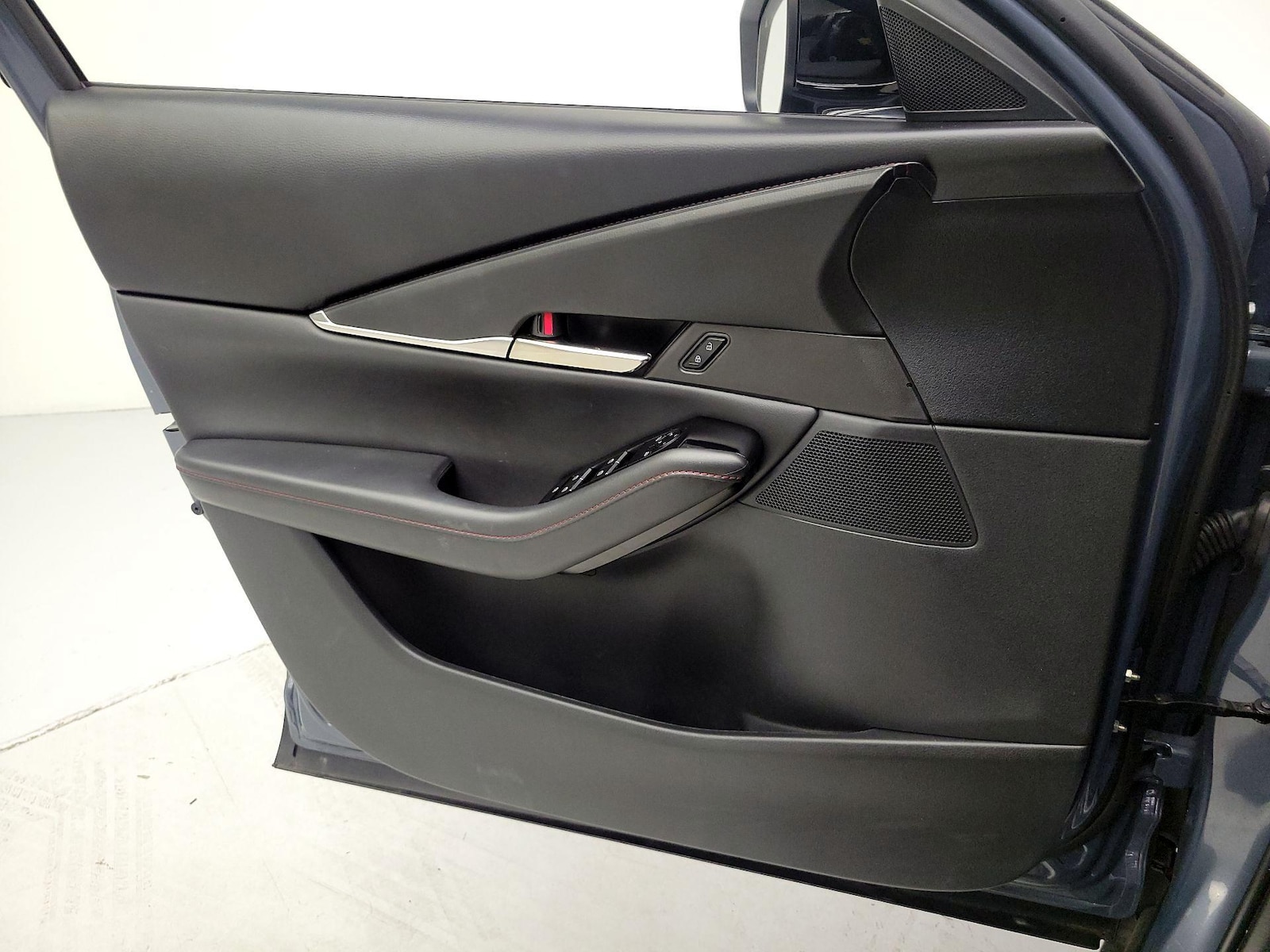 2022 Mazda CX-30 Carbon Edition - Photo 13