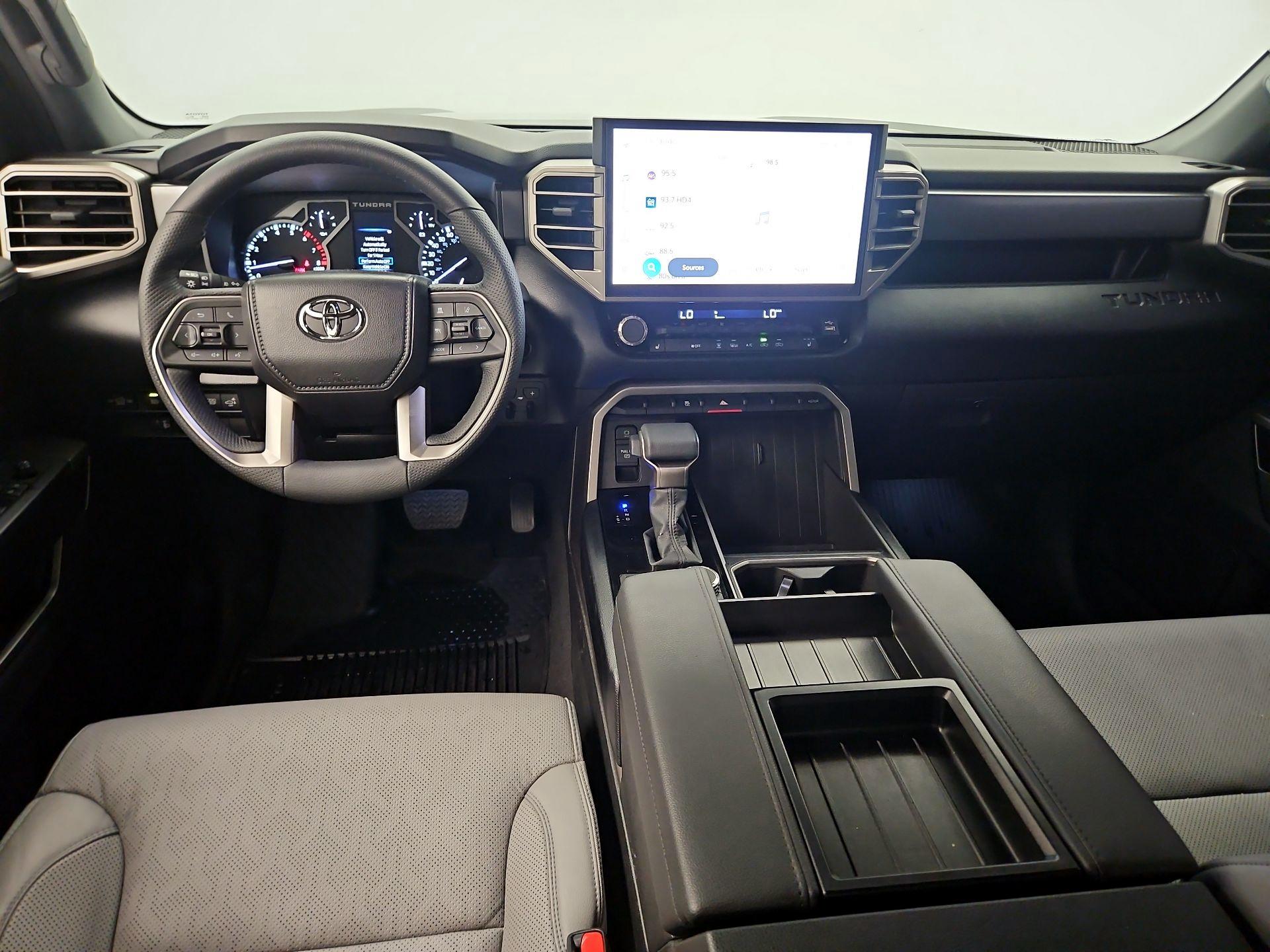 Thumbnail: 2025 Toyota Tundra - 9
