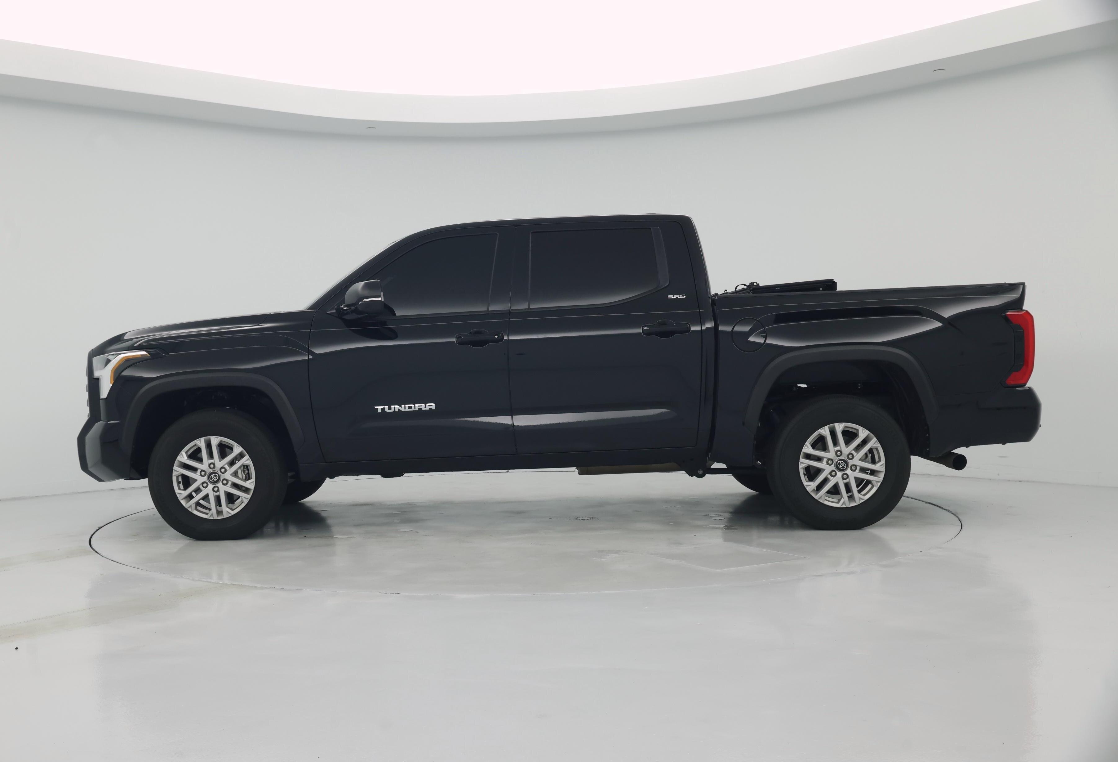 Thumbnail: 2025 Toyota Tundra - 3