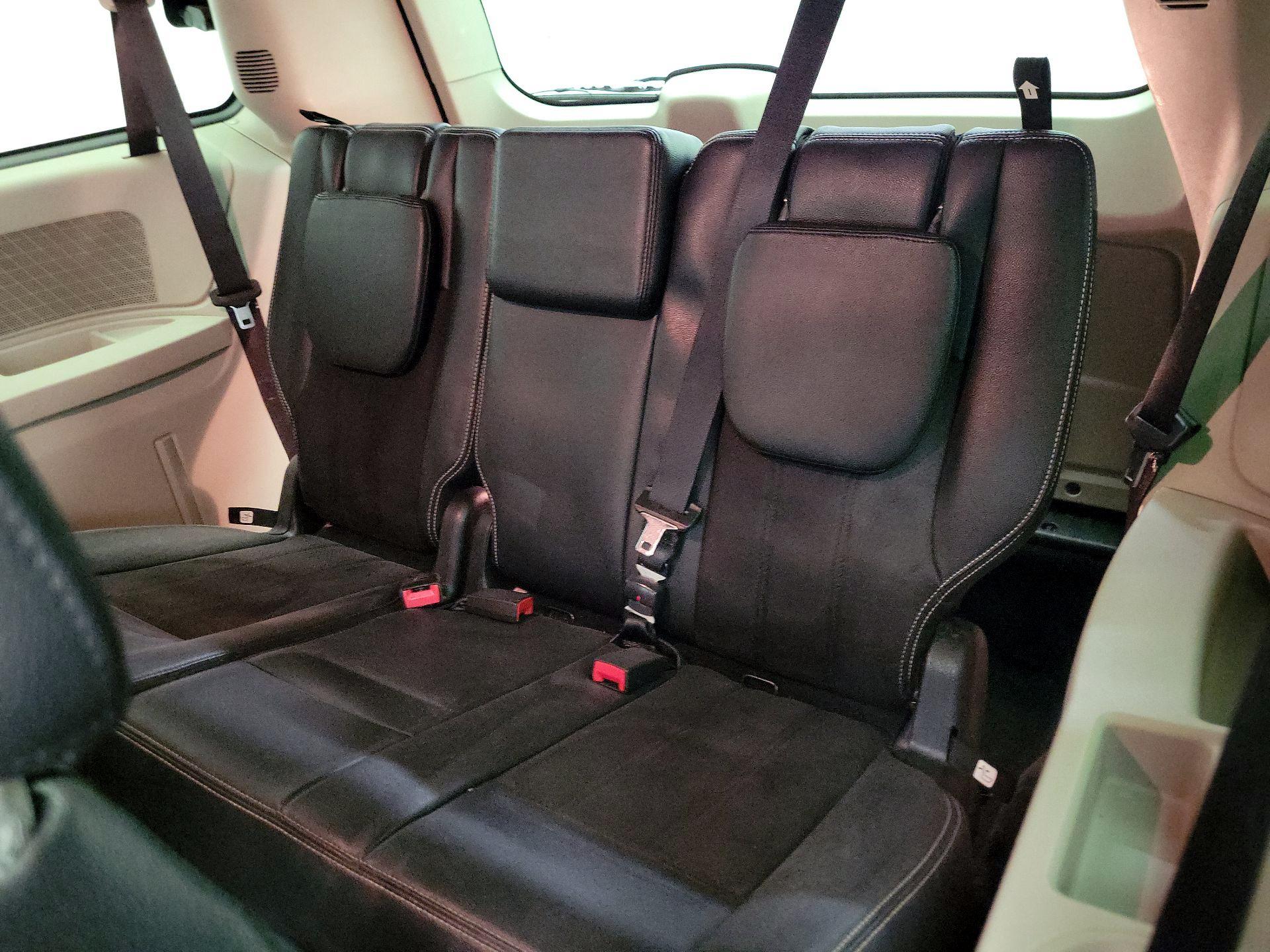 Thumbnail: 2020 Dodge Grand Caravan - 20