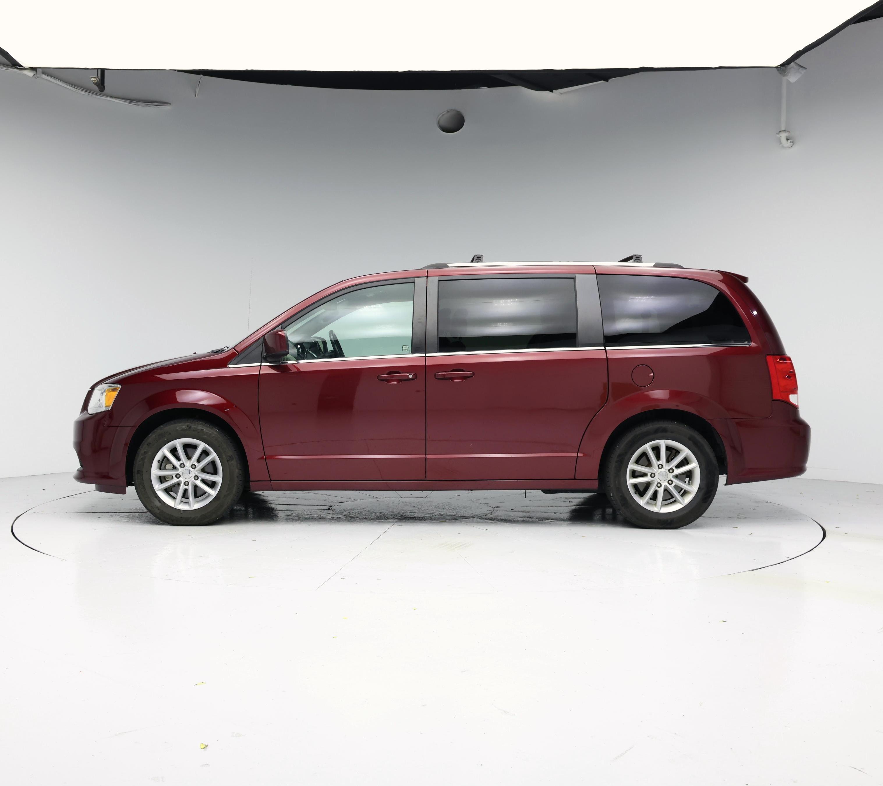 Thumbnail: 2020 Dodge Grand Caravan - 3