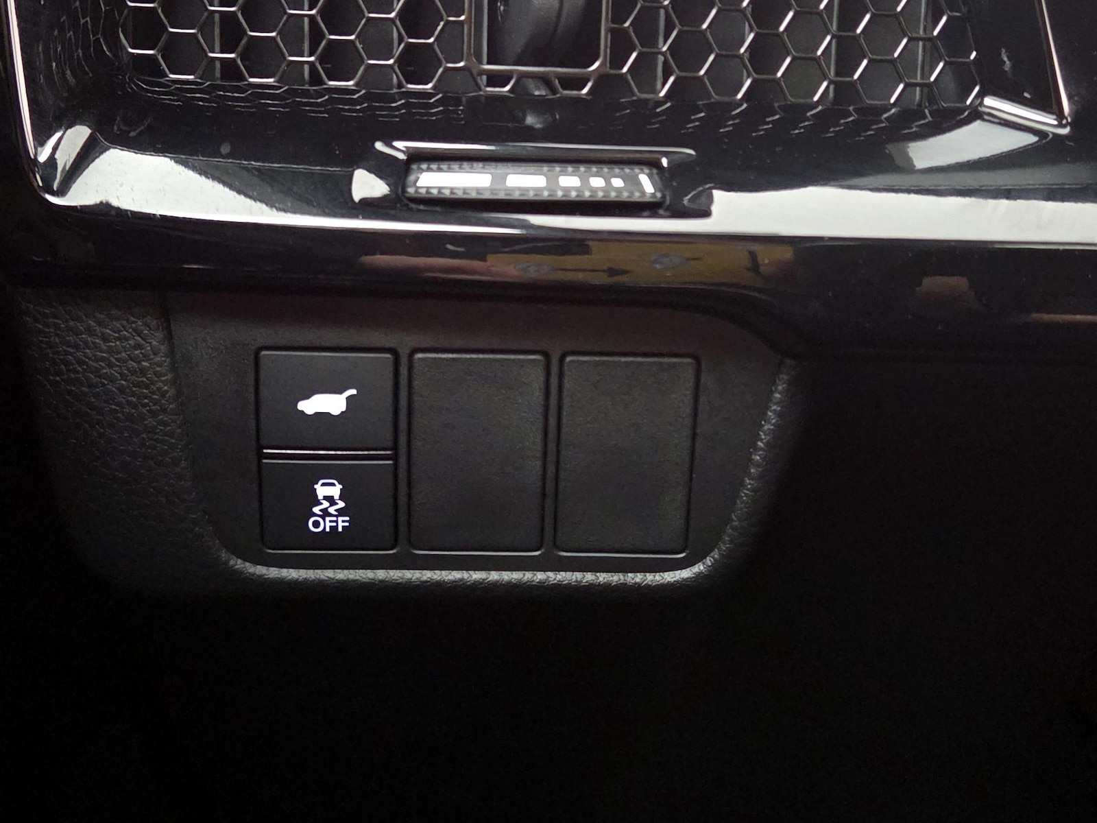 2025 Honda CR-V Sport Touring - Photo 14