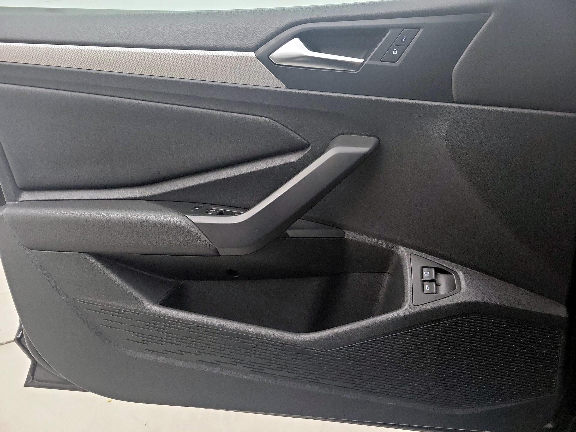 Thumbnail: 2020 Volkswagen Jetta - 12