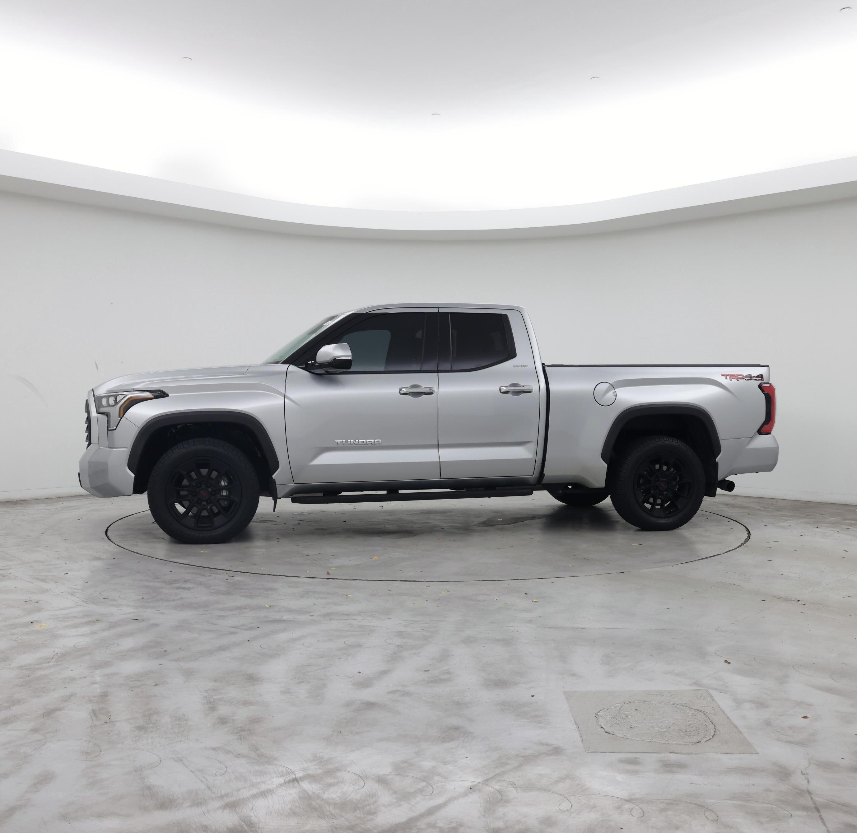 Thumbnail: 2022 Toyota Tundra - 3