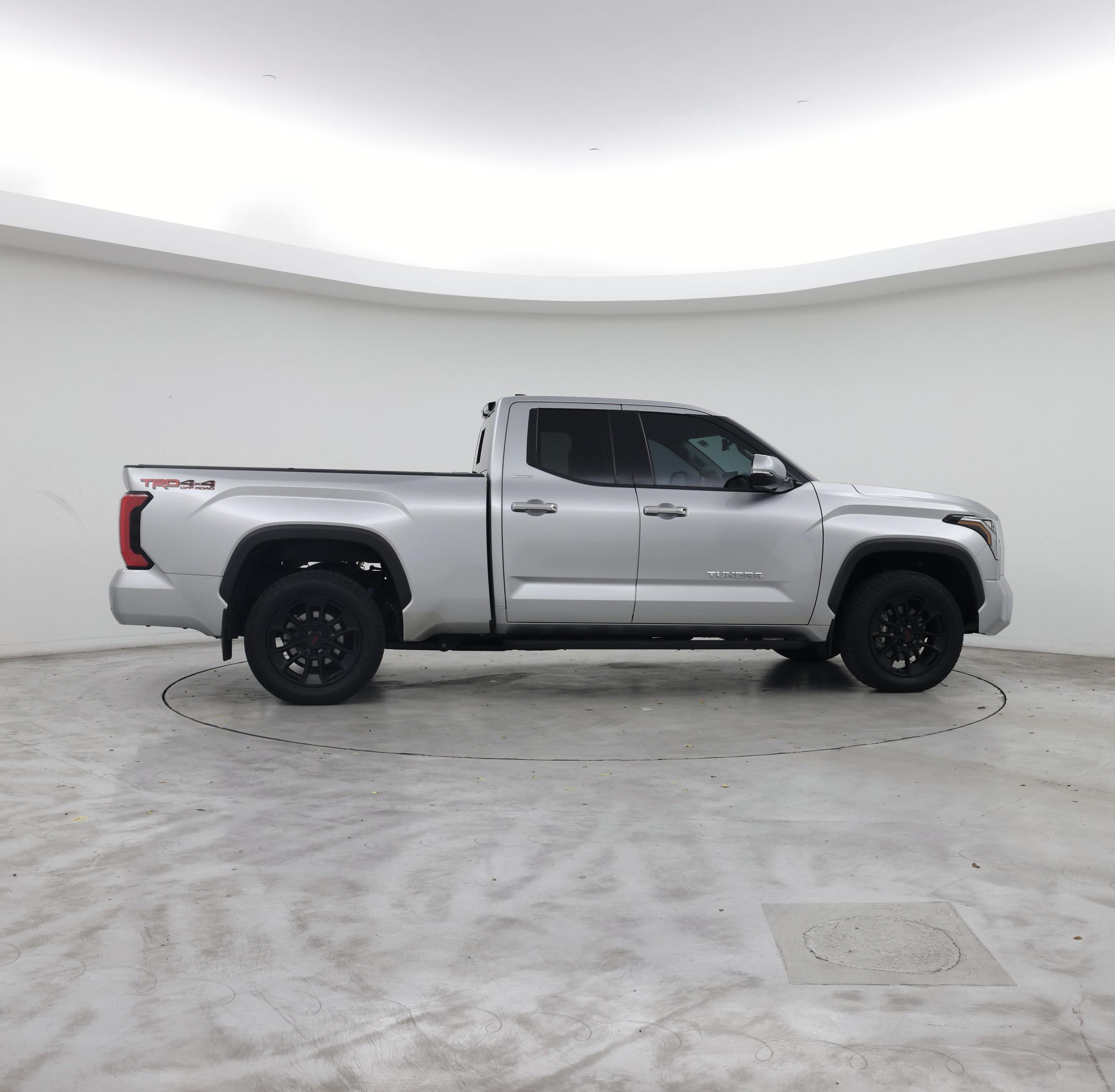 Thumbnail: 2022 Toyota Tundra - 7
