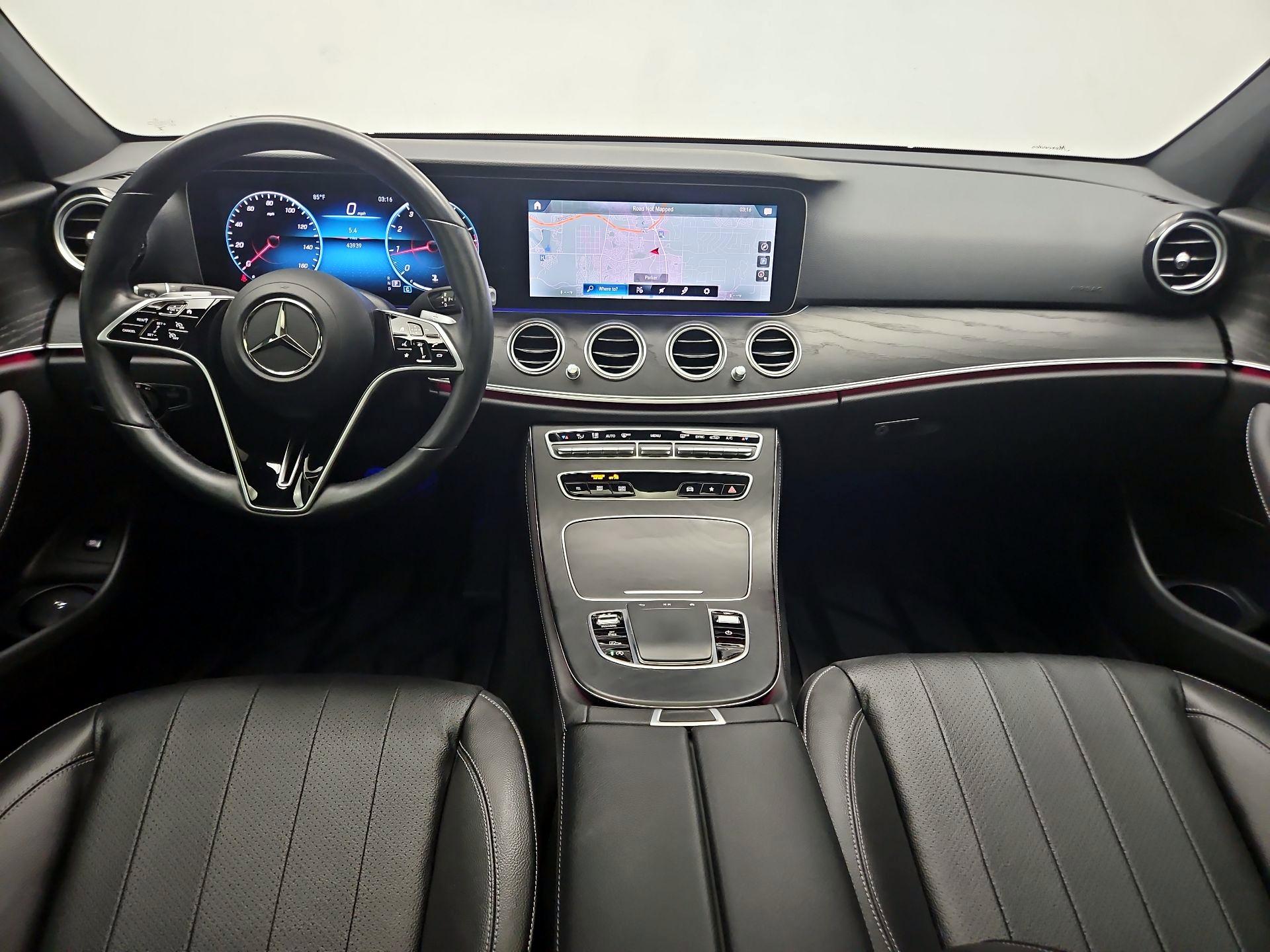 Thumbnail: 2022 Mercedes-Benz E-Class - 9