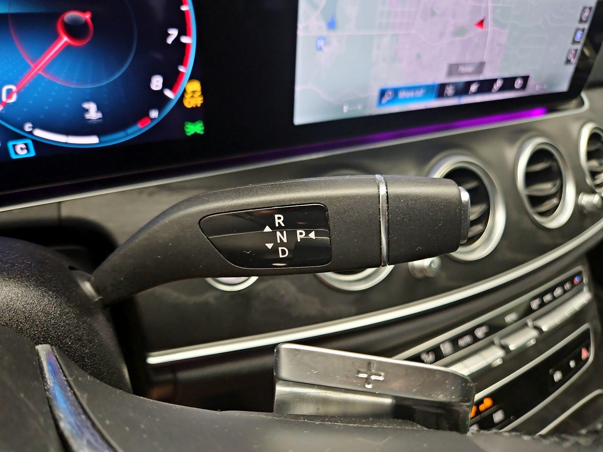 Thumbnail: 2022 Mercedes-Benz E-Class - 18