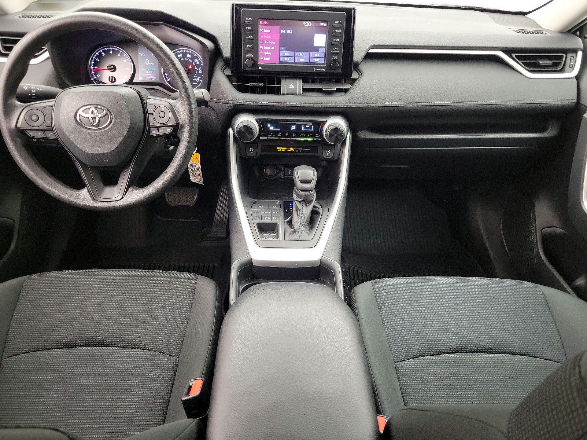 Thumbnail: 2020 Toyota RAV4 - 9