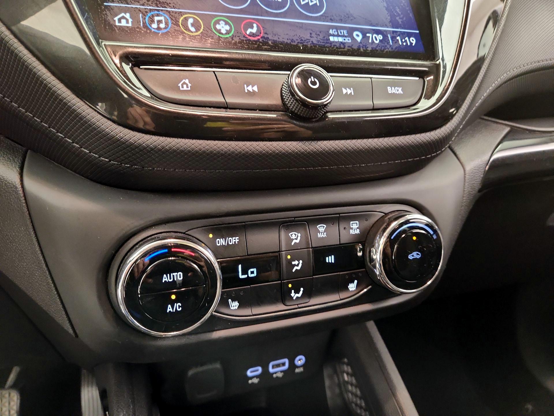 Thumbnail: 2023 Chevrolet TrailBlazer - 16