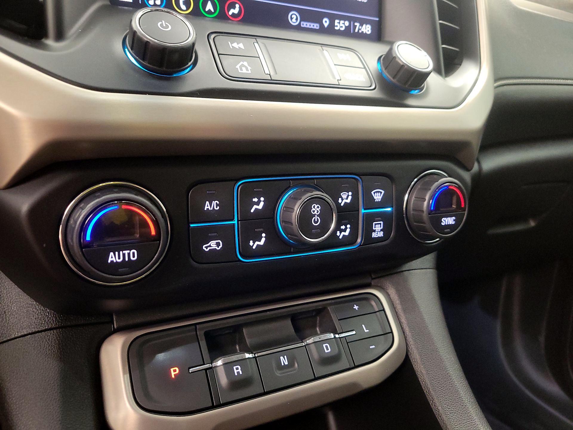 Thumbnail: 2022 GMC Acadia - 17