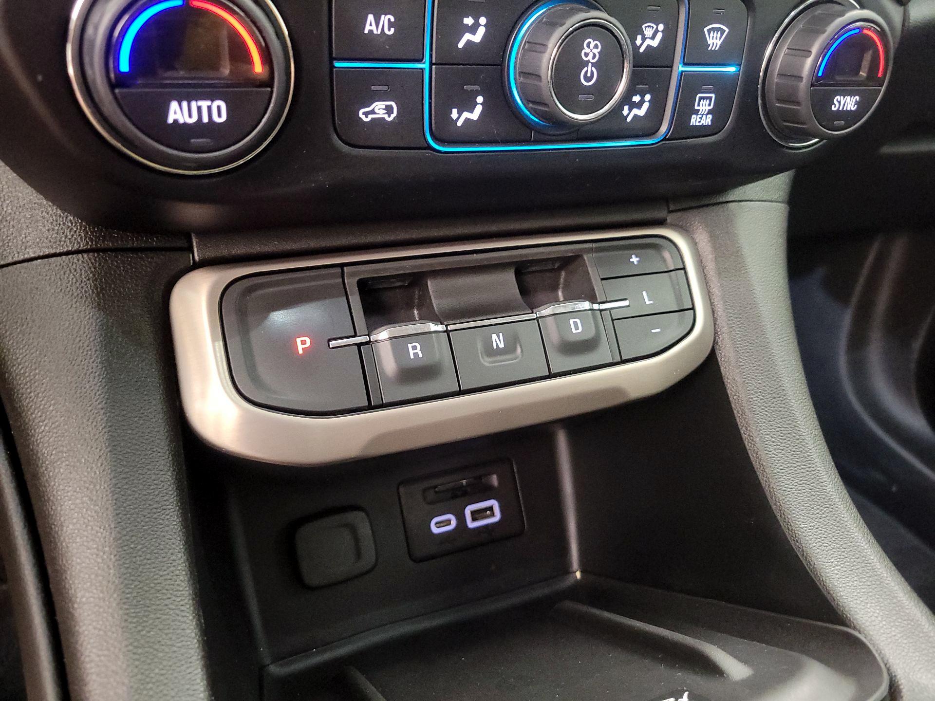 Thumbnail: 2022 GMC Acadia - 18