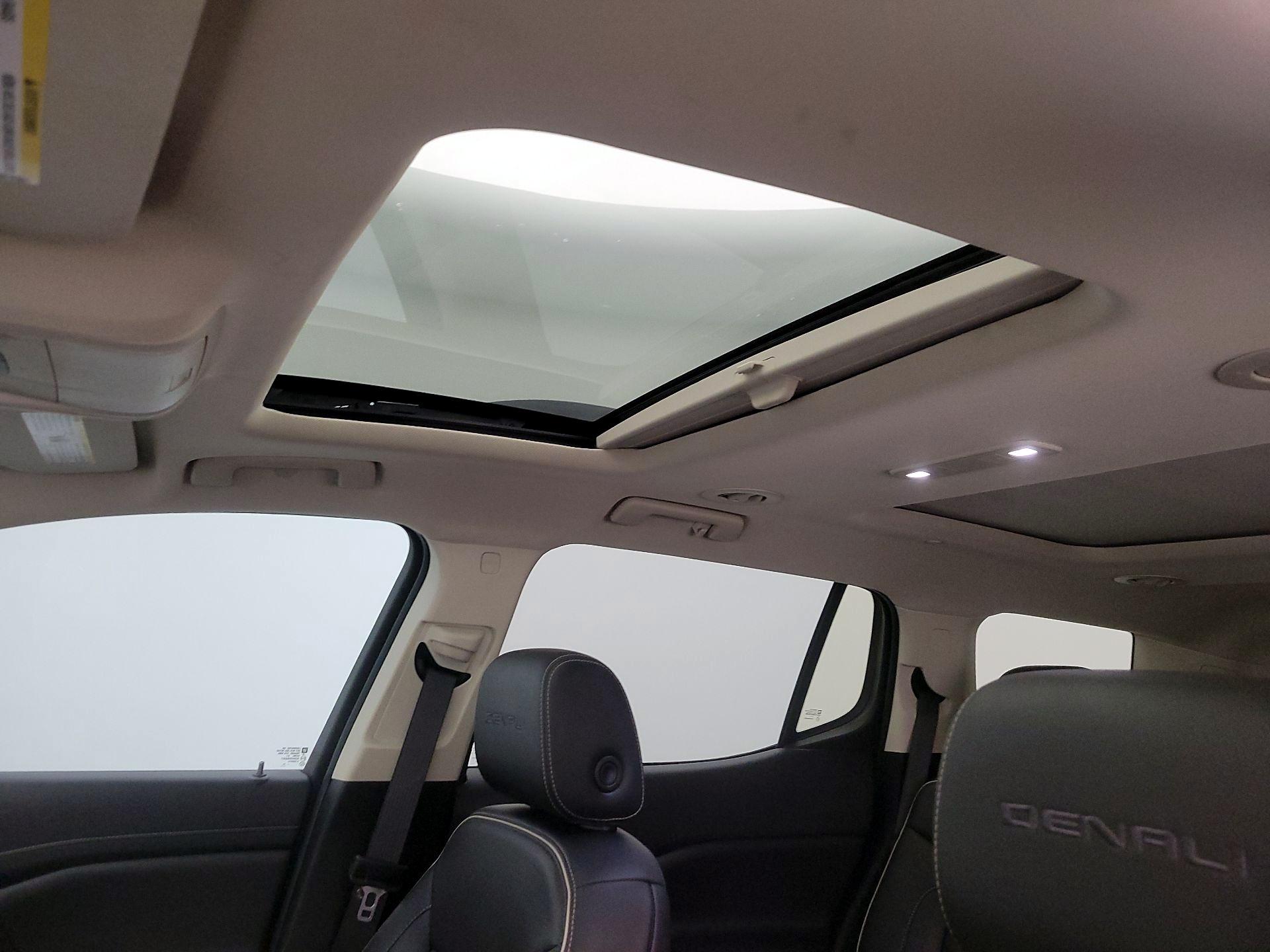 Thumbnail: 2022 GMC Acadia - 20