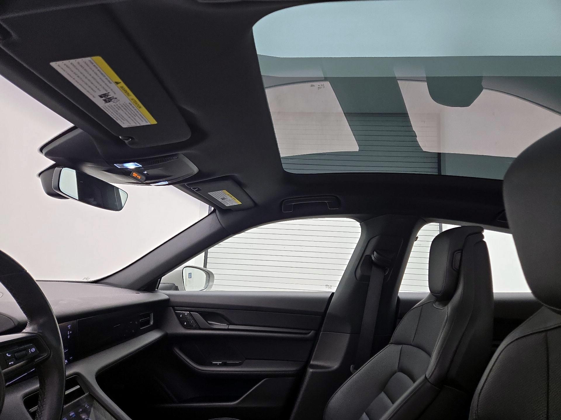 Thumbnail: 2024 Porsche Taycan - 18