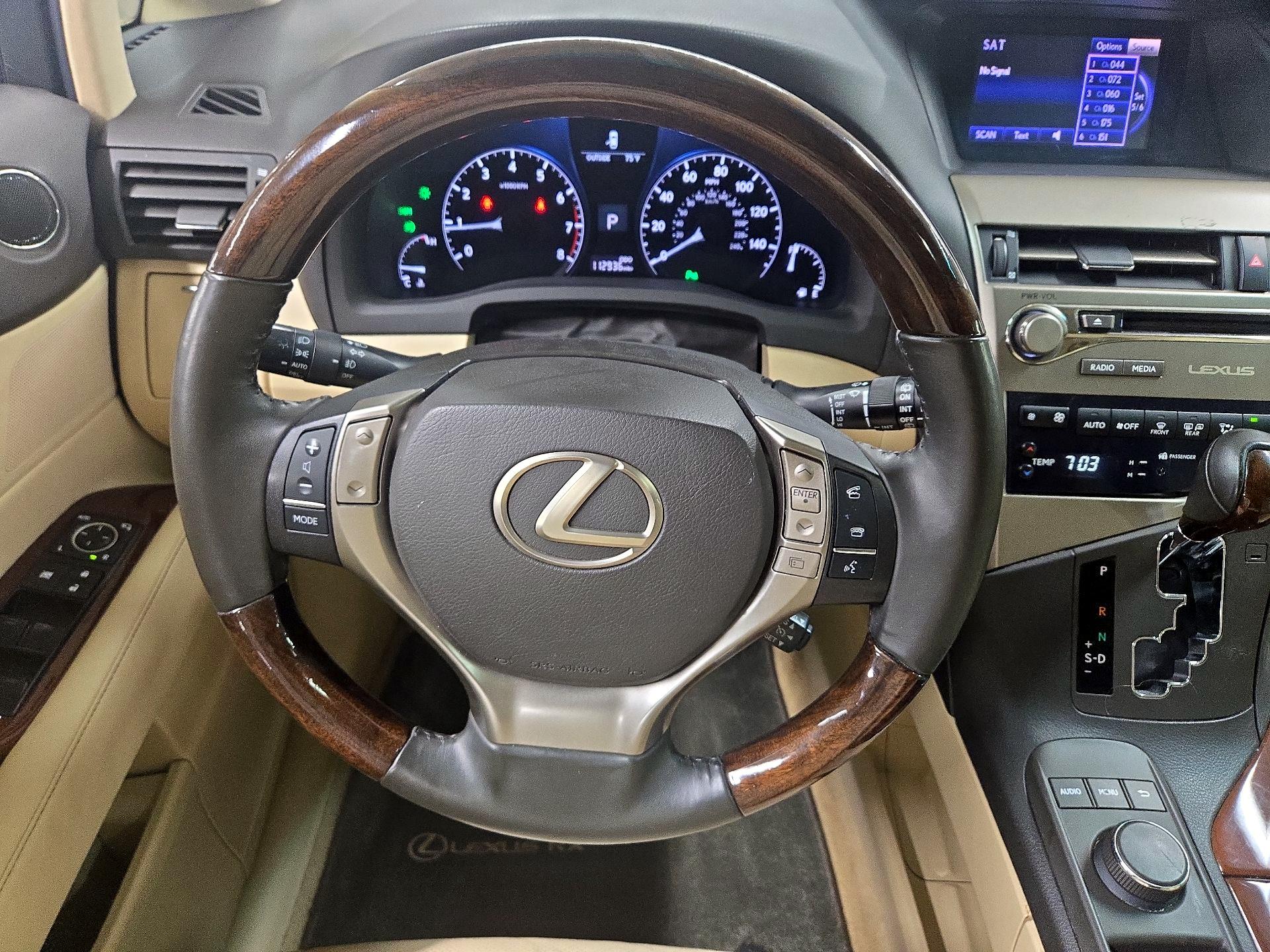 Thumbnail: 2015 Lexus RX - 10