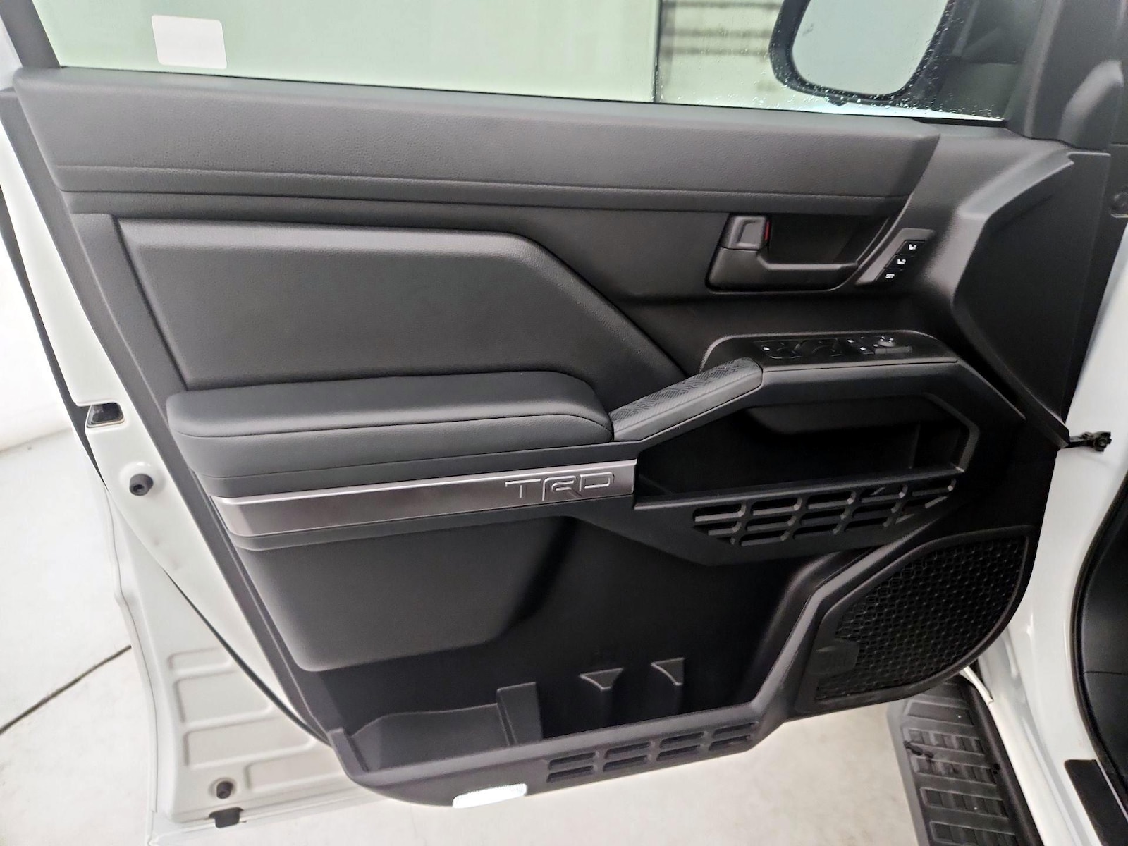 2025 Toyota 4Runner TRD Off-Road Premium - Photo 13