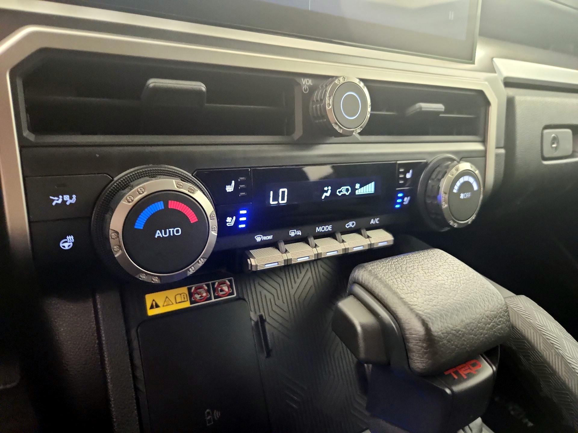 Thumbnail: 2025 Toyota 4Runner - 16