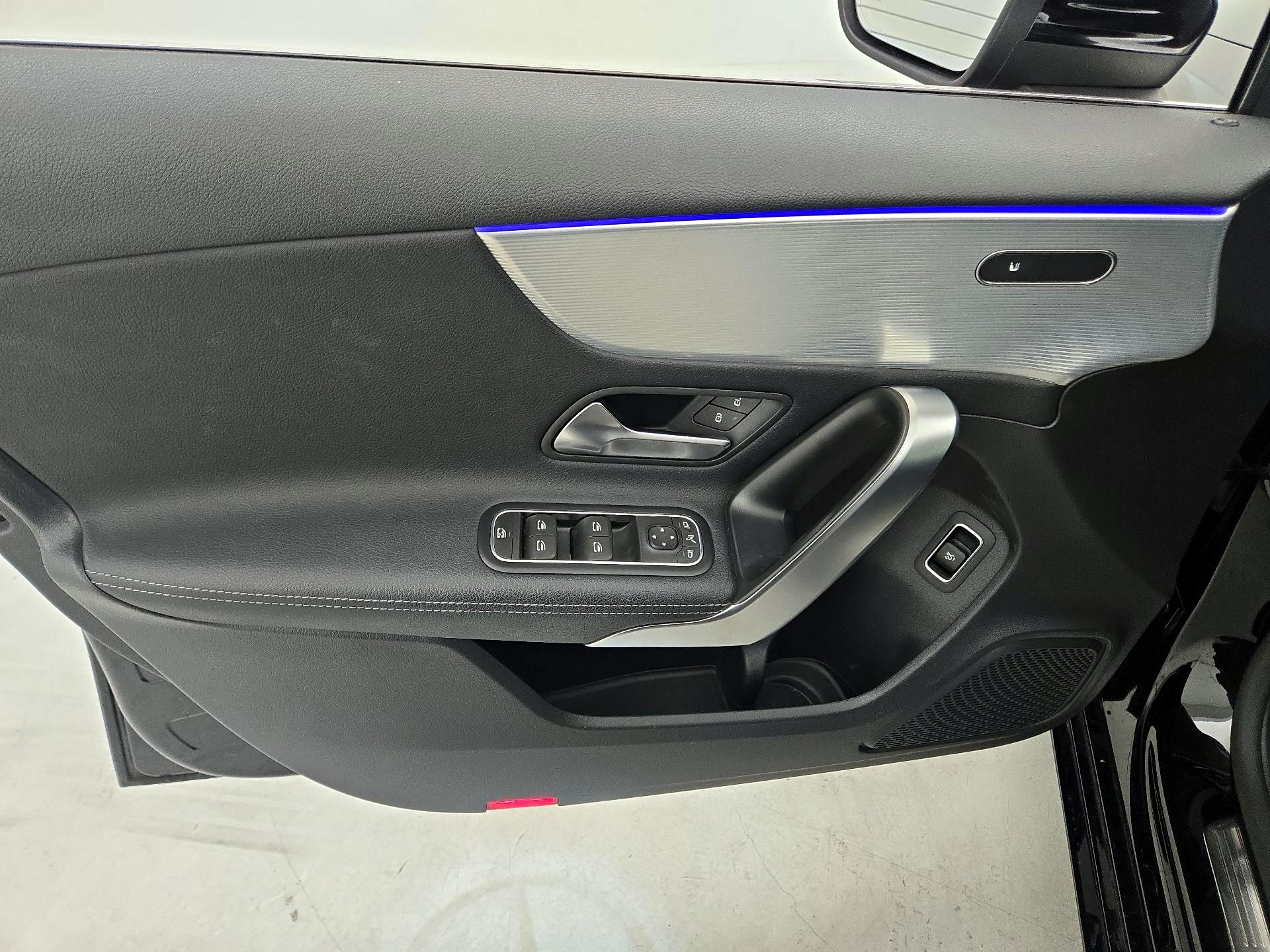Thumbnail: 2022 Mercedes-Benz A-Class - 12