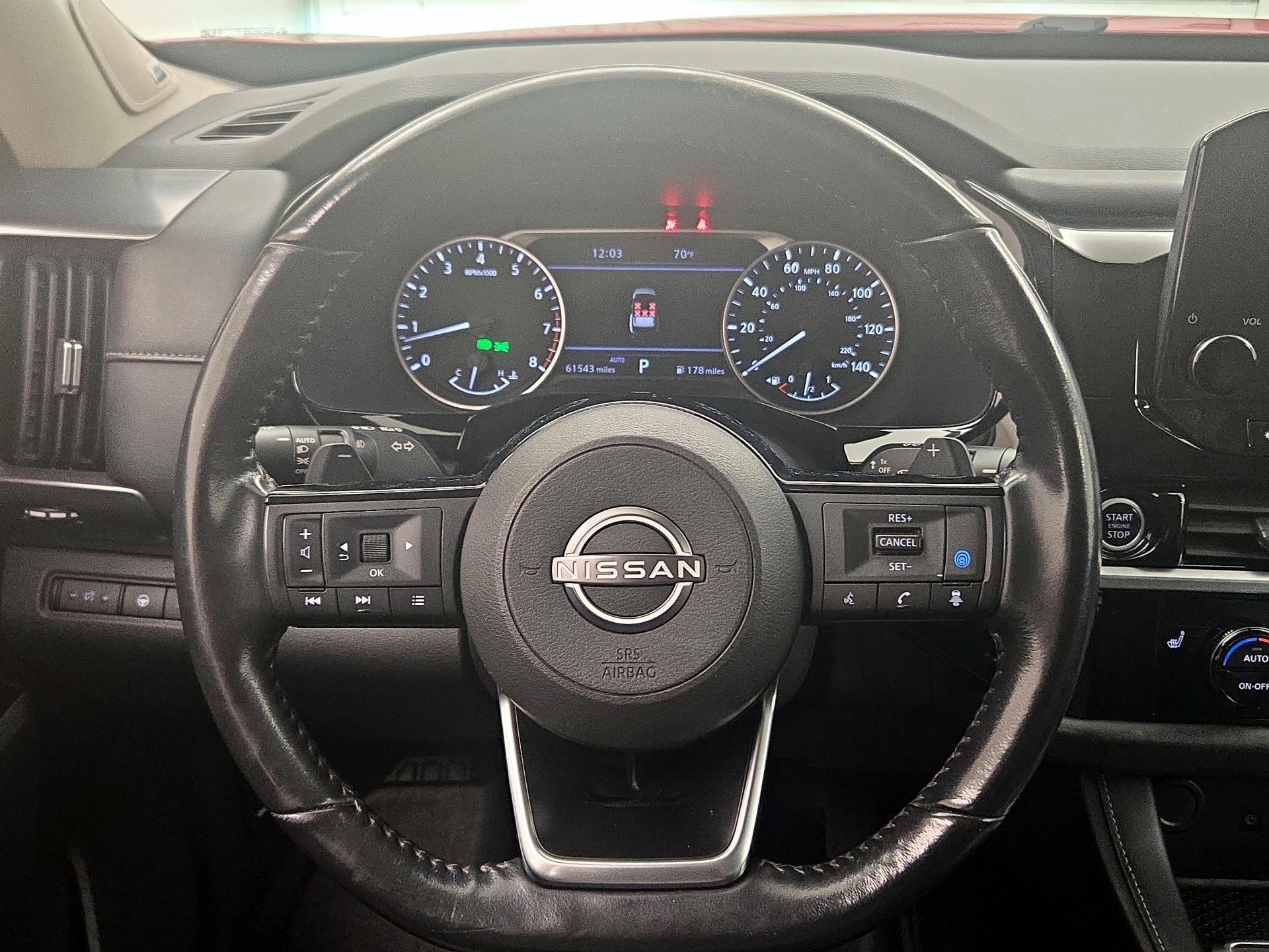 Thumbnail: 2022 Nissan Pathfinder - 10
