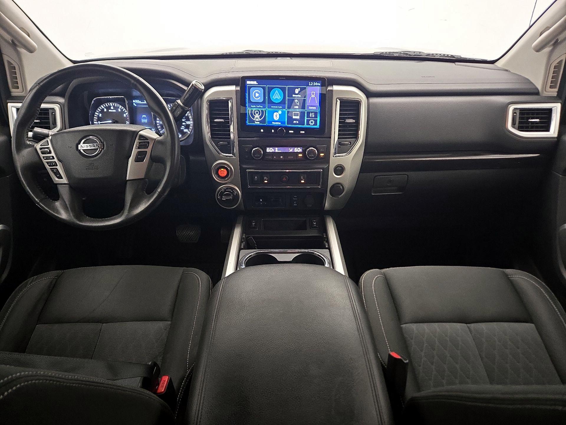 Thumbnail: 2017 Nissan Titan - 9