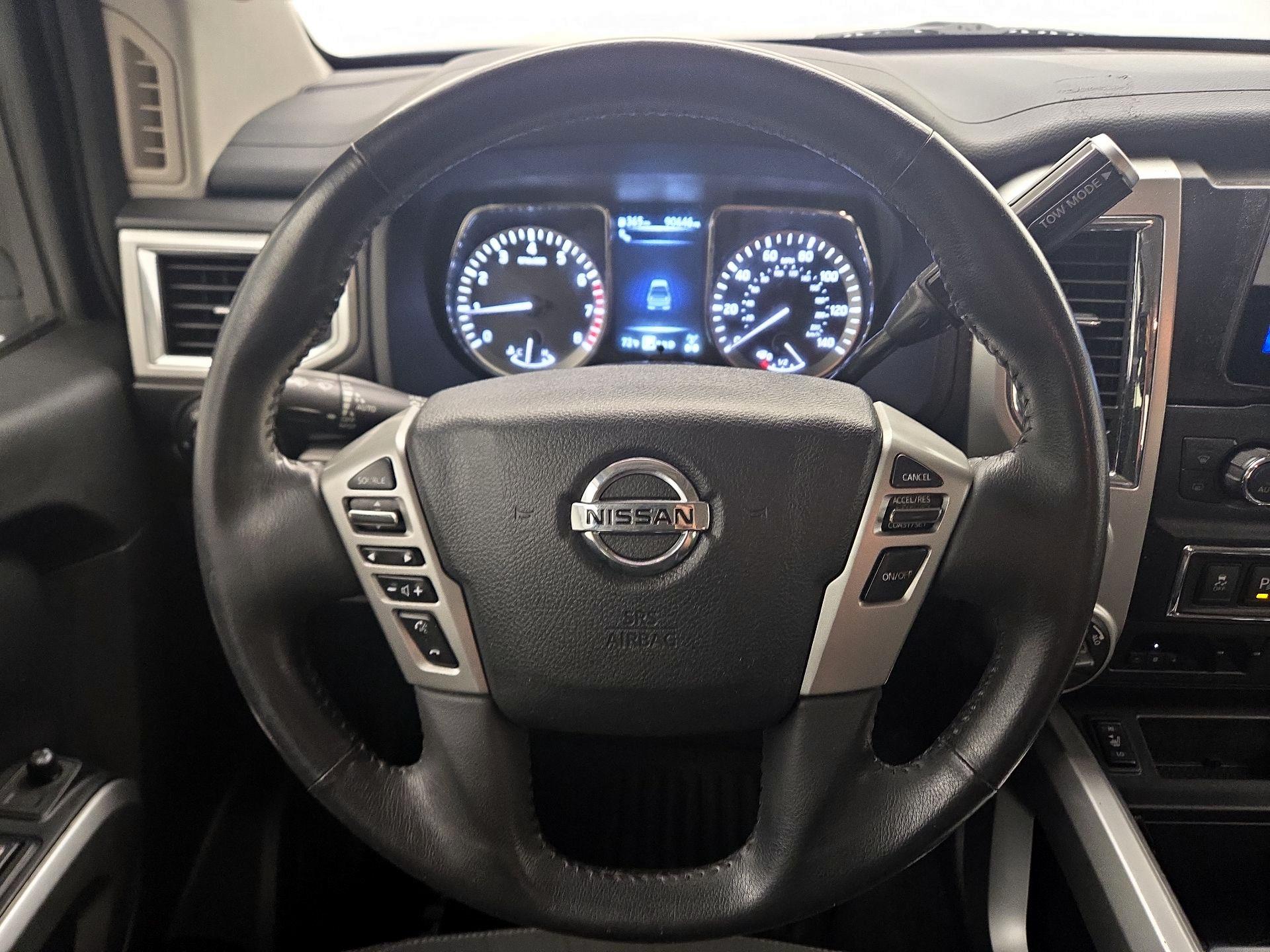 Thumbnail: 2017 Nissan Titan - 10