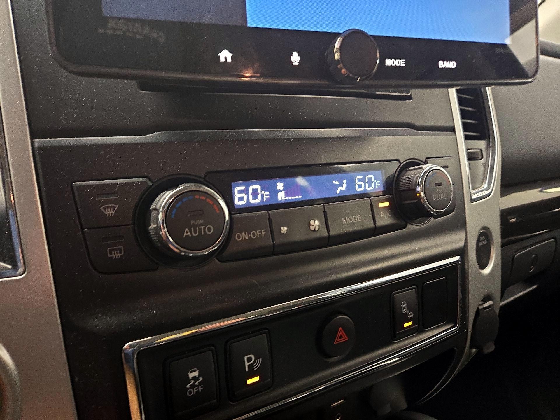 Thumbnail: 2017 Nissan Titan - 16