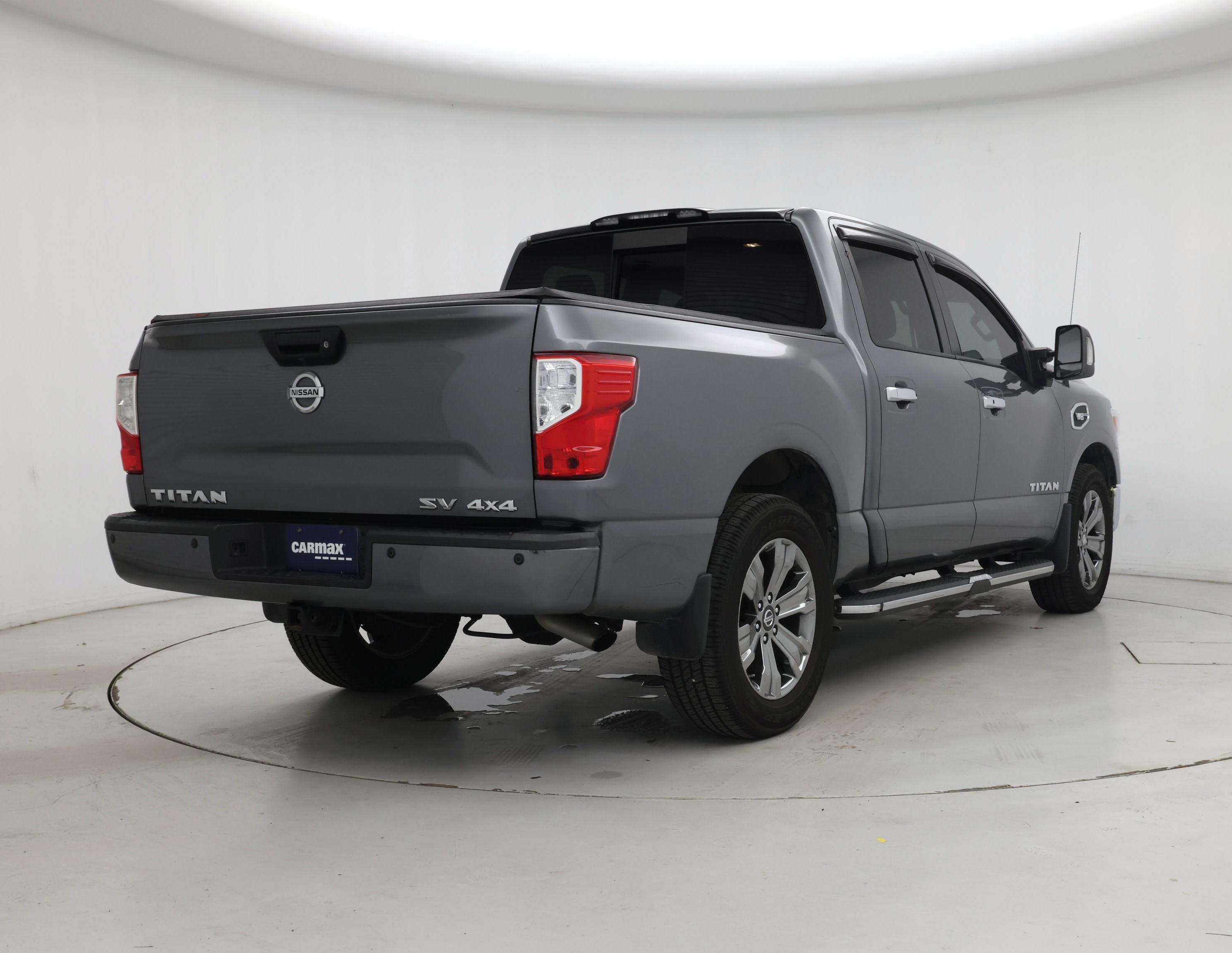 Thumbnail: 2017 Nissan Titan - 8