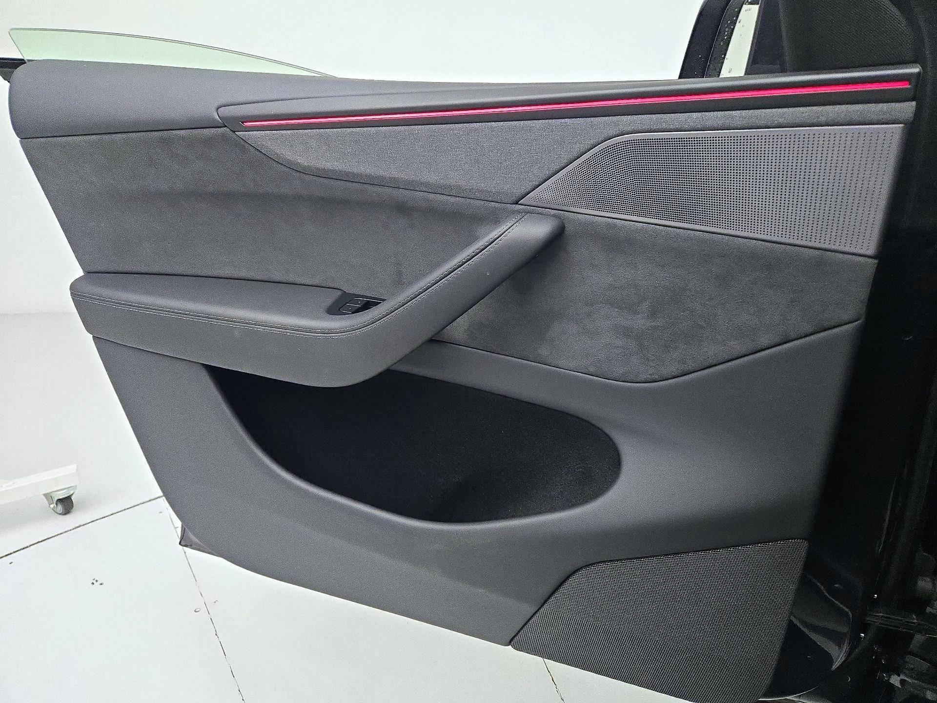 Thumbnail: 2026 Tesla Model Y - 12