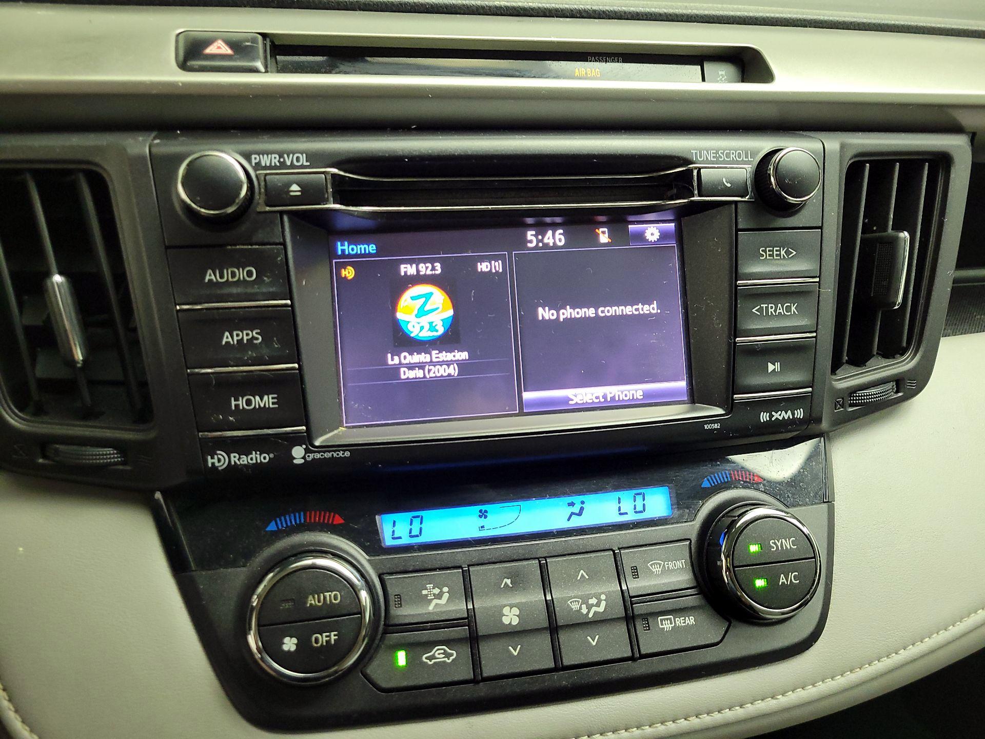 Thumbnail: 2016 Toyota RAV4 - 14