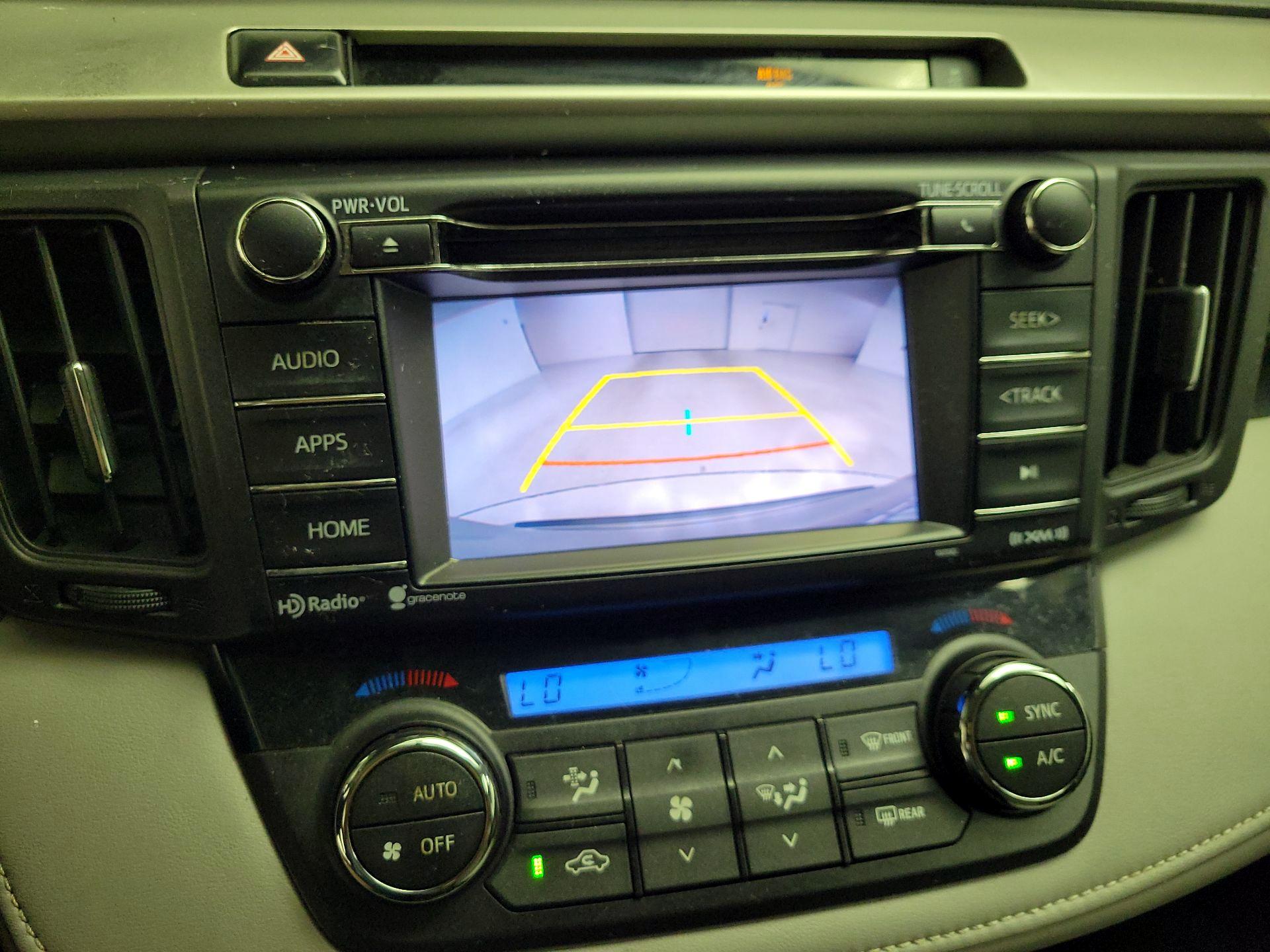 Thumbnail: 2016 Toyota RAV4 - 15
