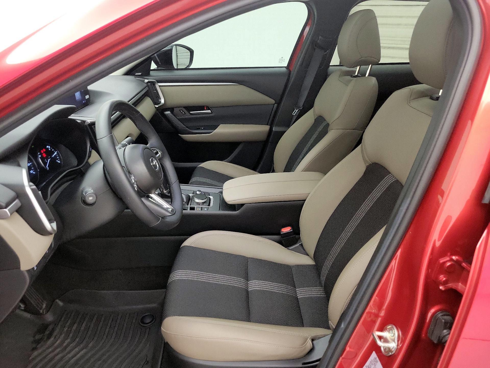 Thumbnail: 2025 Mazda CX-50 - 11