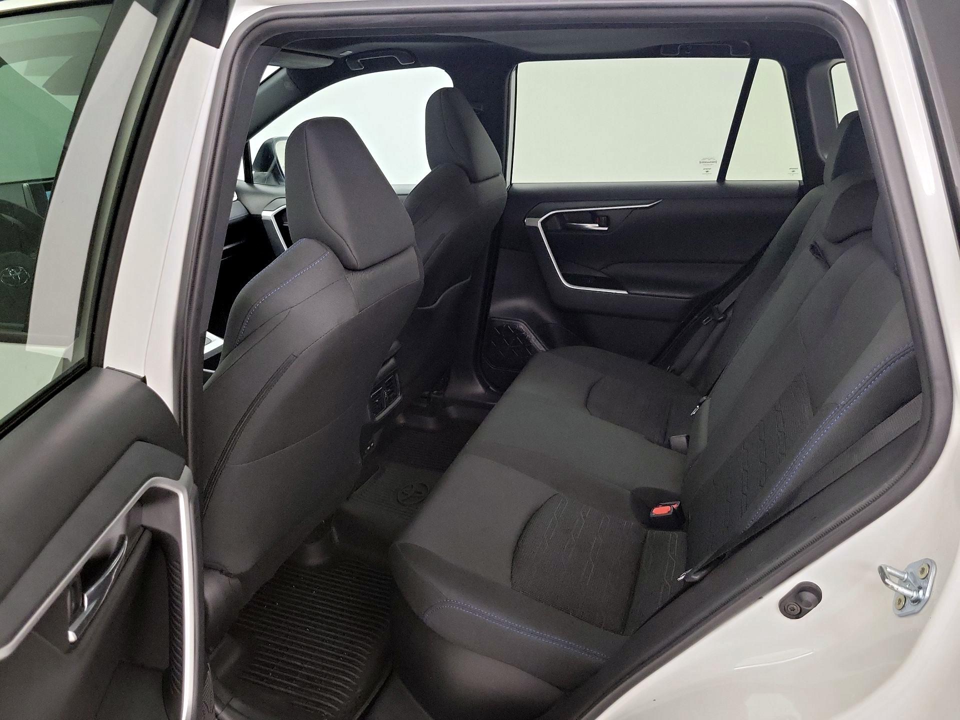 Thumbnail: 2024 Toyota RAV4 - 20