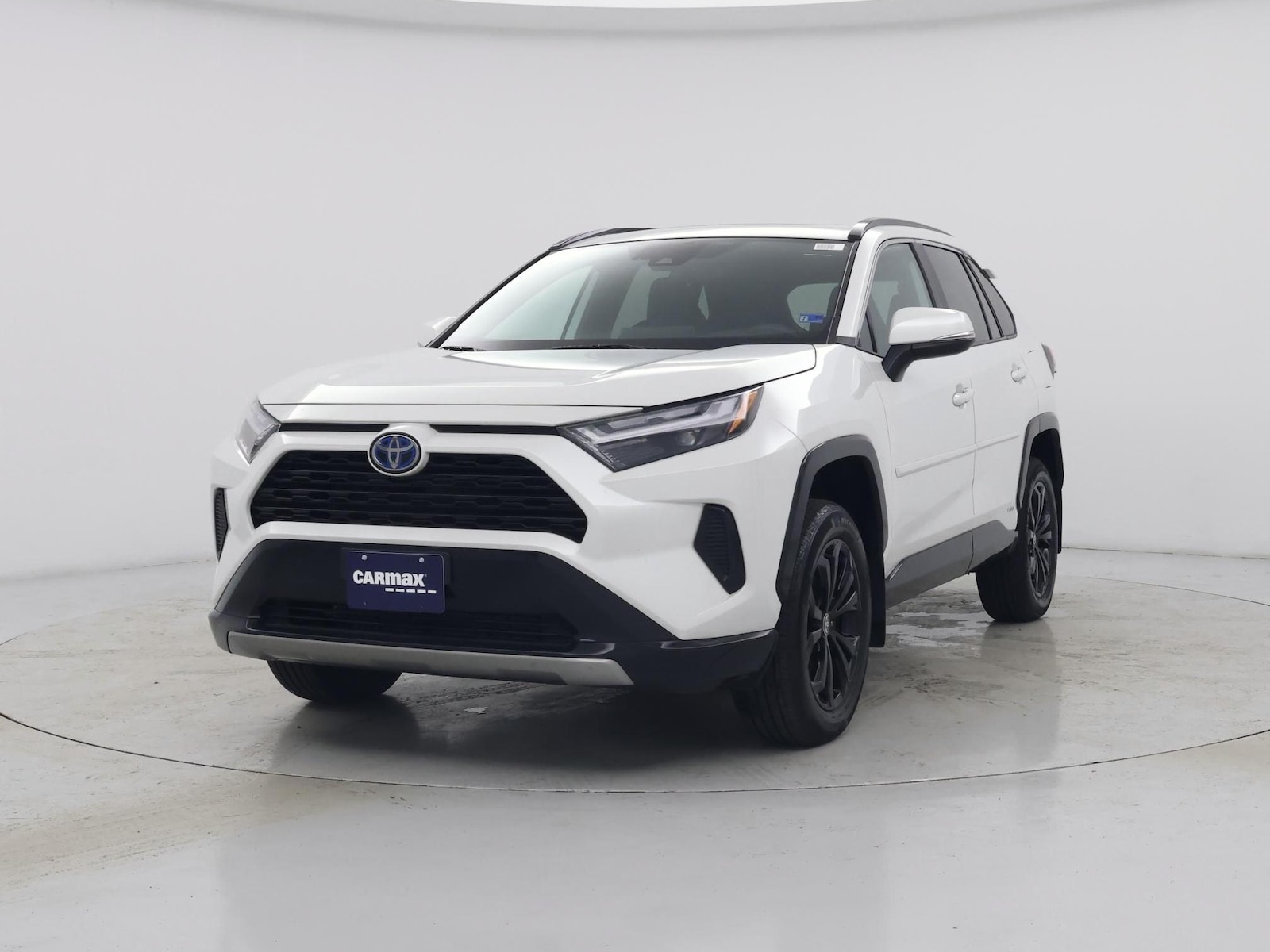 2024 Toyota RAV4 SE - Photo 5