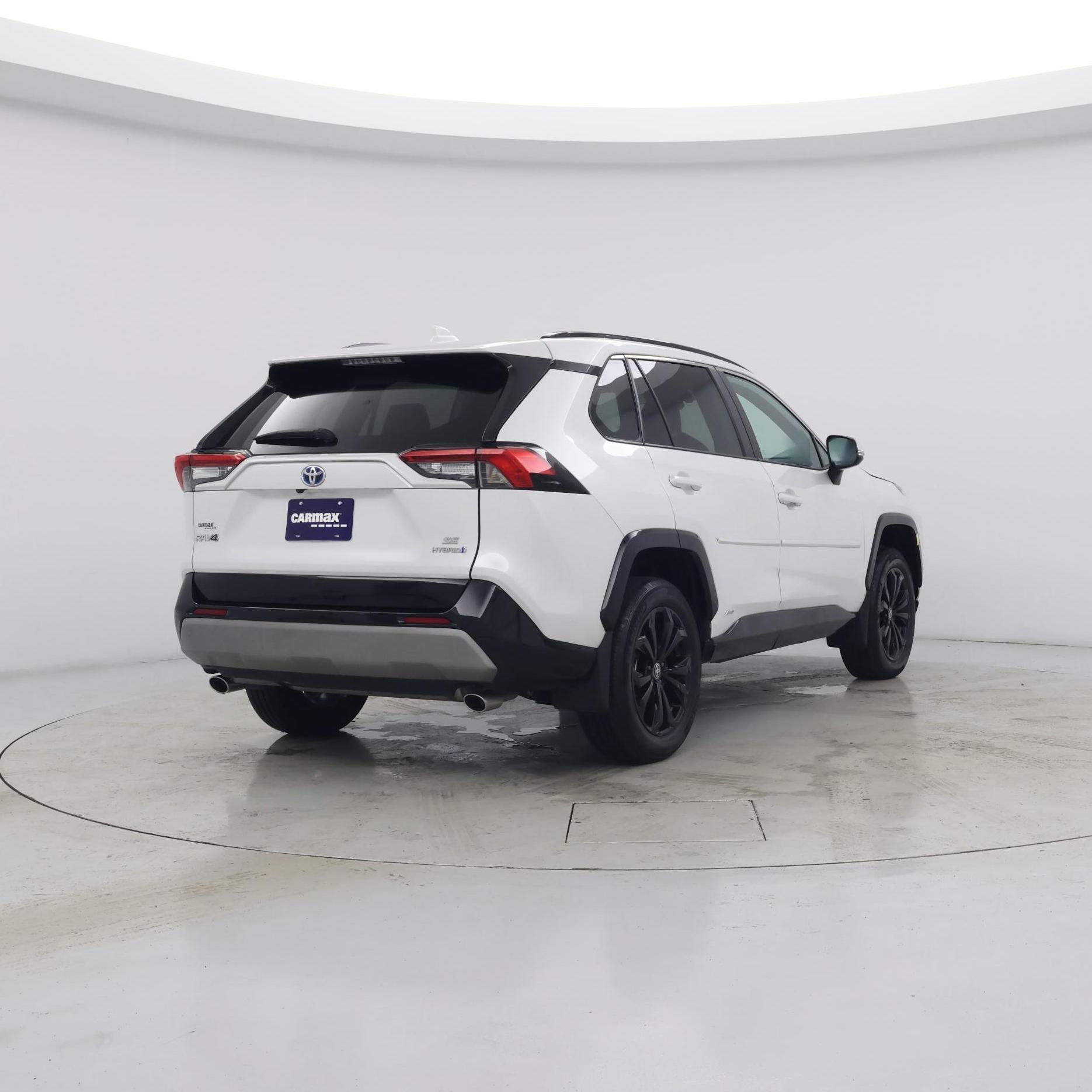 Thumbnail: 2024 Toyota RAV4 - 8