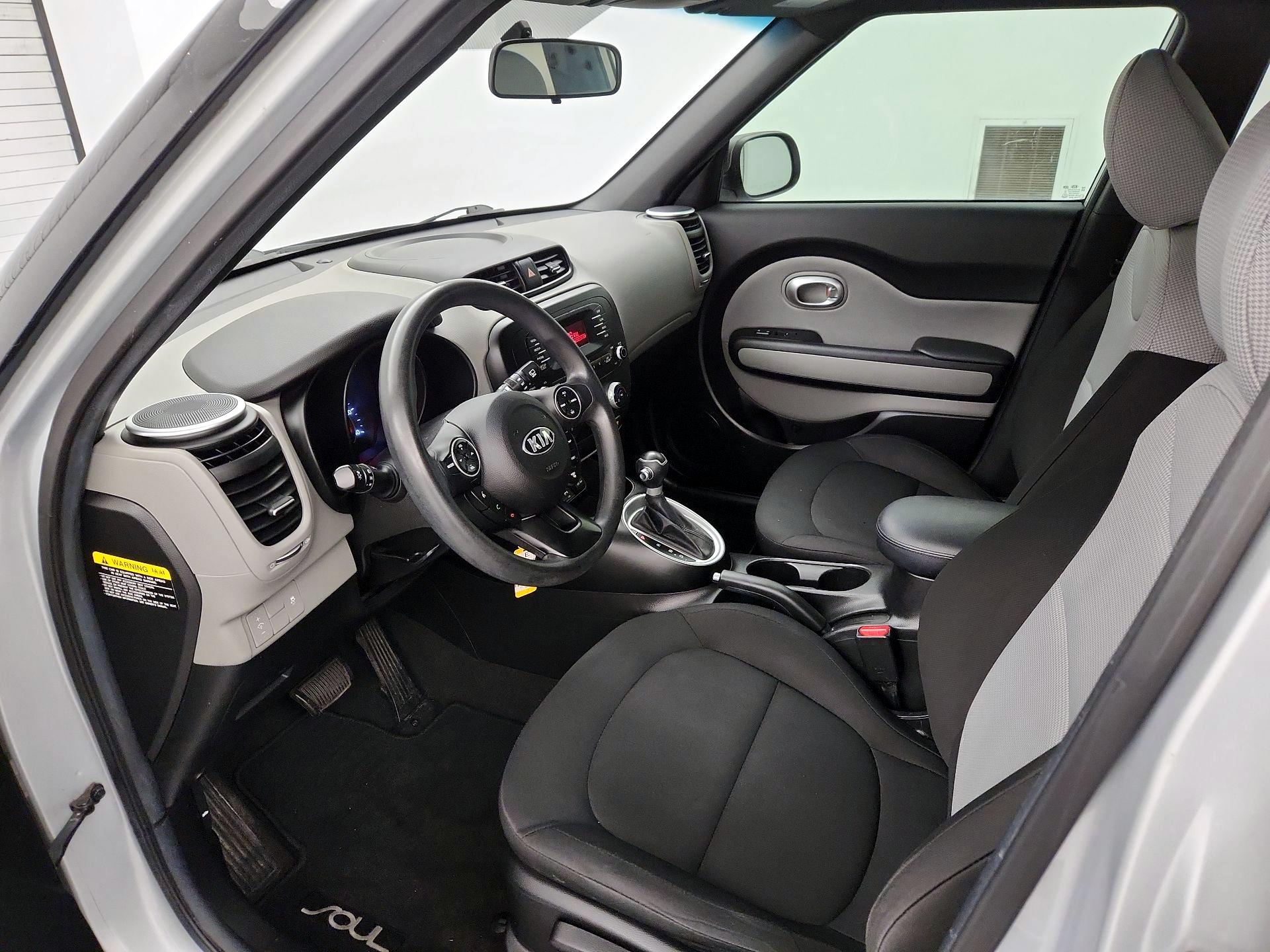 Thumbnail: 2015 Kia Soul - 11