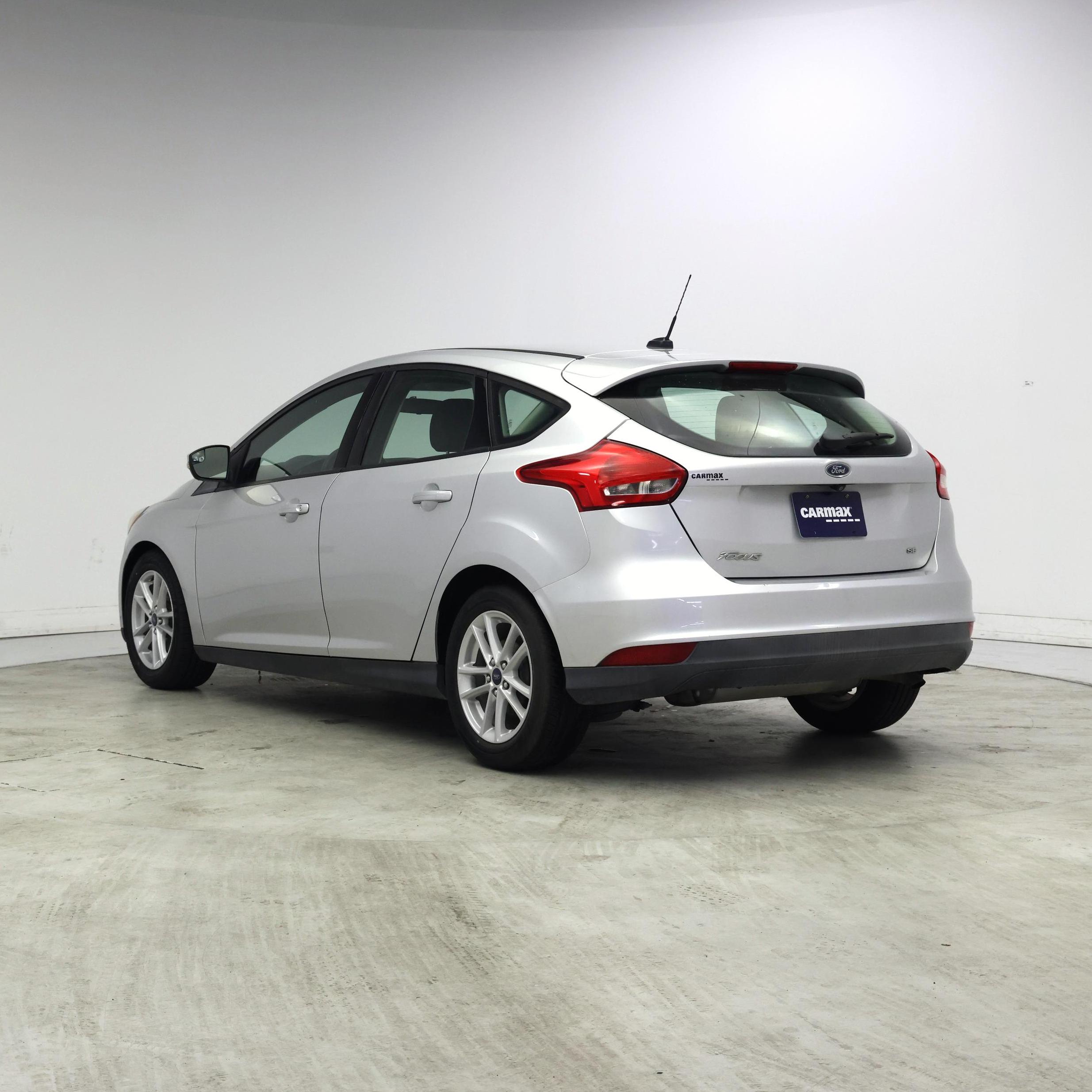 Thumbnail: 2017 Ford Focus - 2