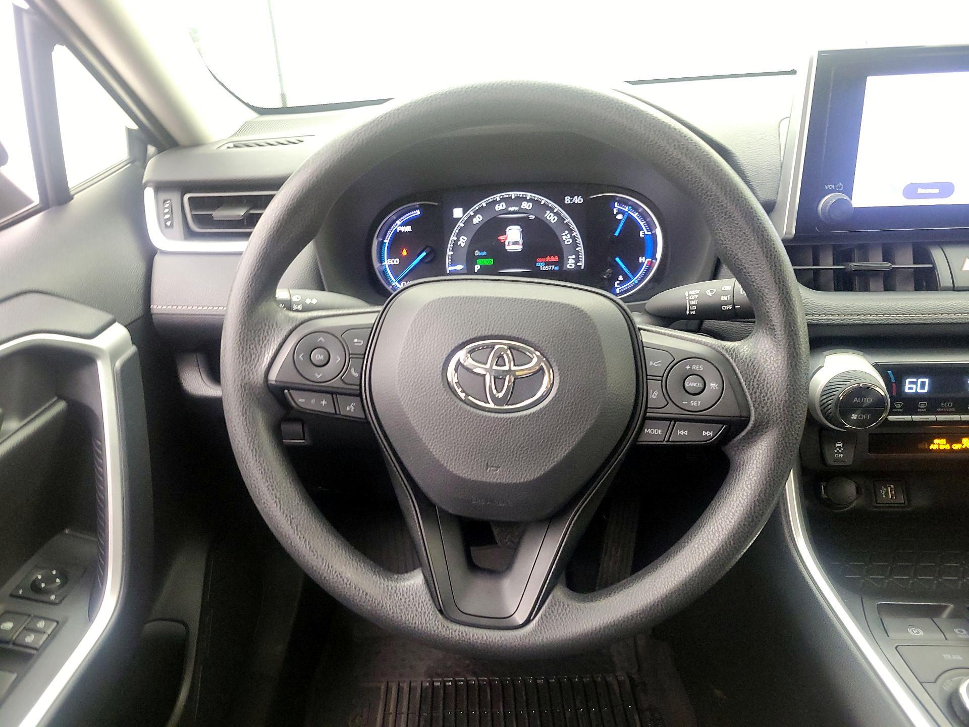 Thumbnail: 2024 Toyota RAV4 - 10