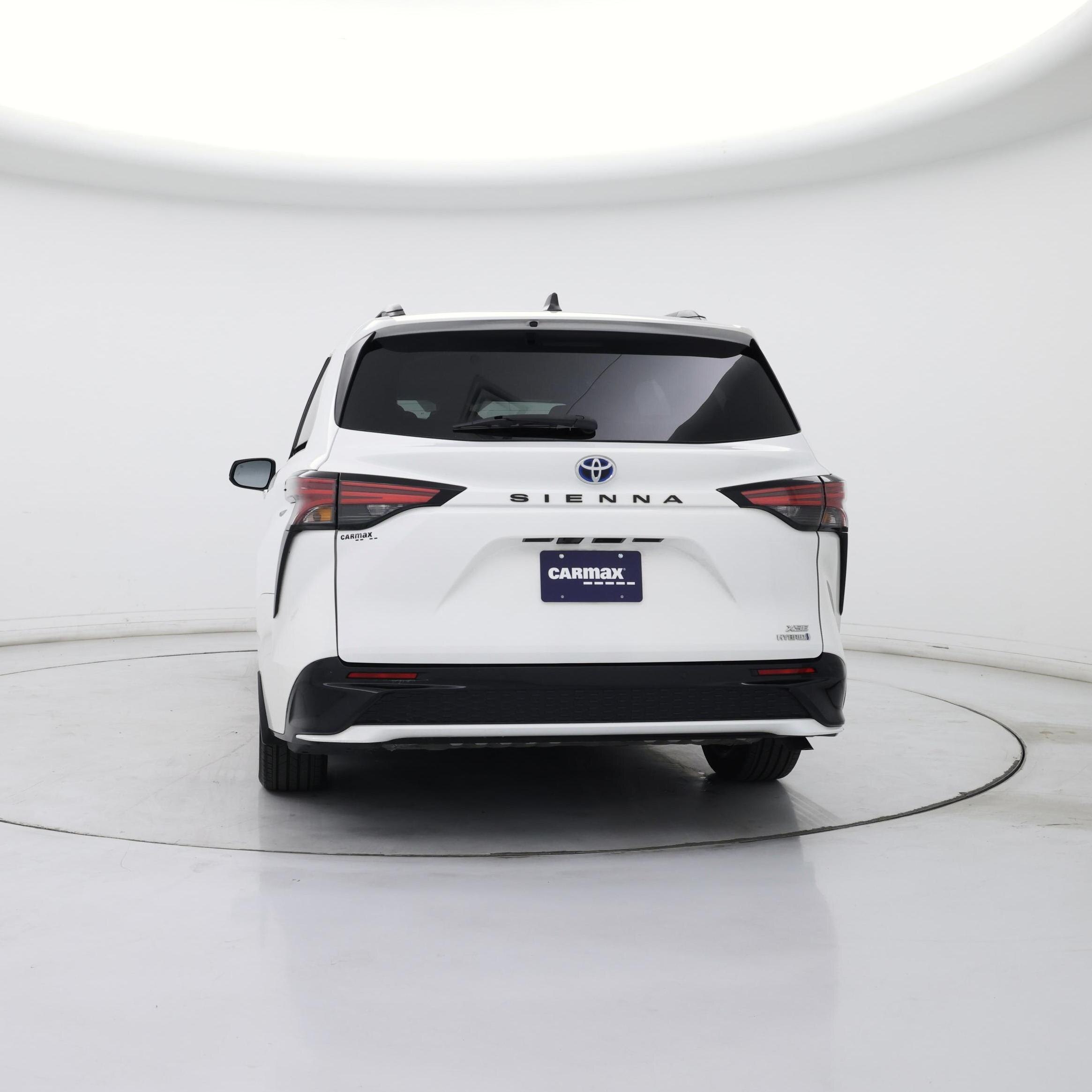 Thumbnail: 2023 Toyota Sienna - 6