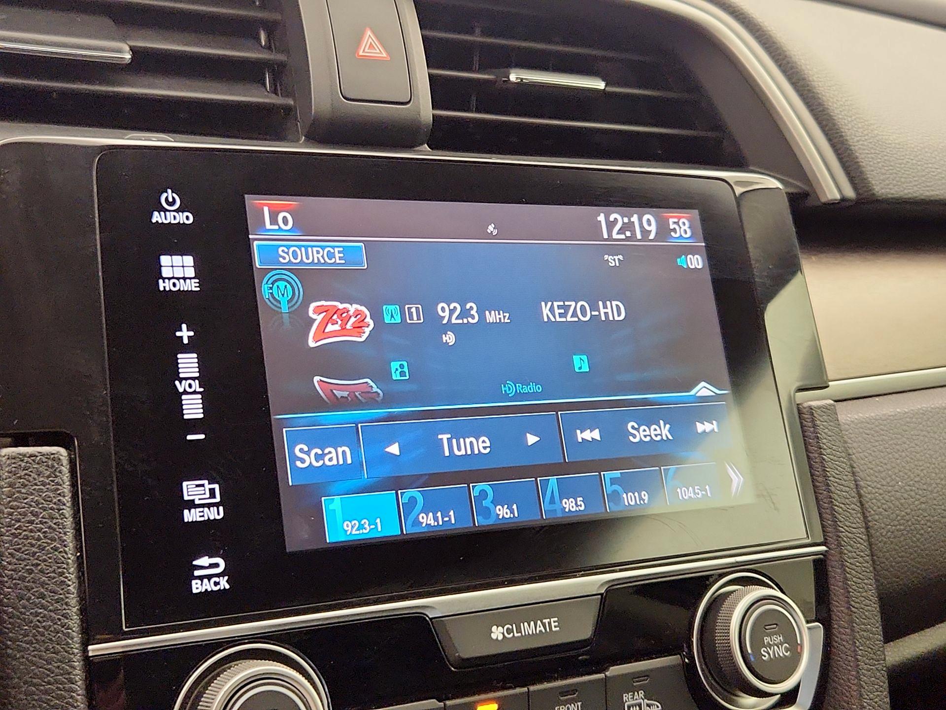 Thumbnail: 2016 Honda Civic - 15