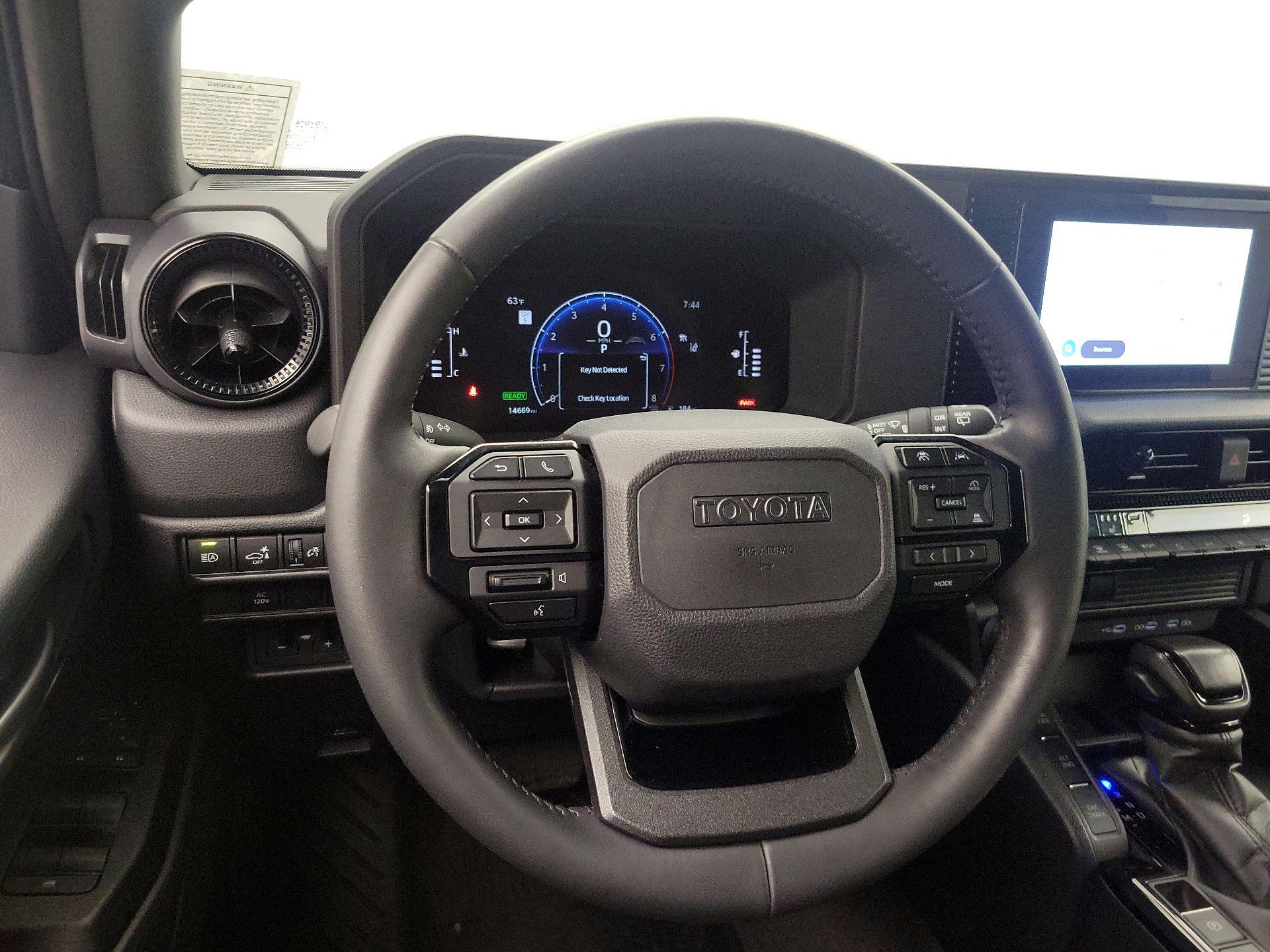 Thumbnail: 2025 Toyota Land Cruiser - 10
